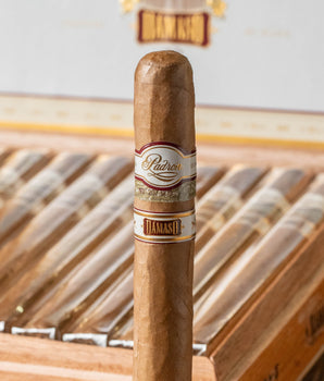Padrón Dámaso No. 17 - Churchill - nextCIGAR