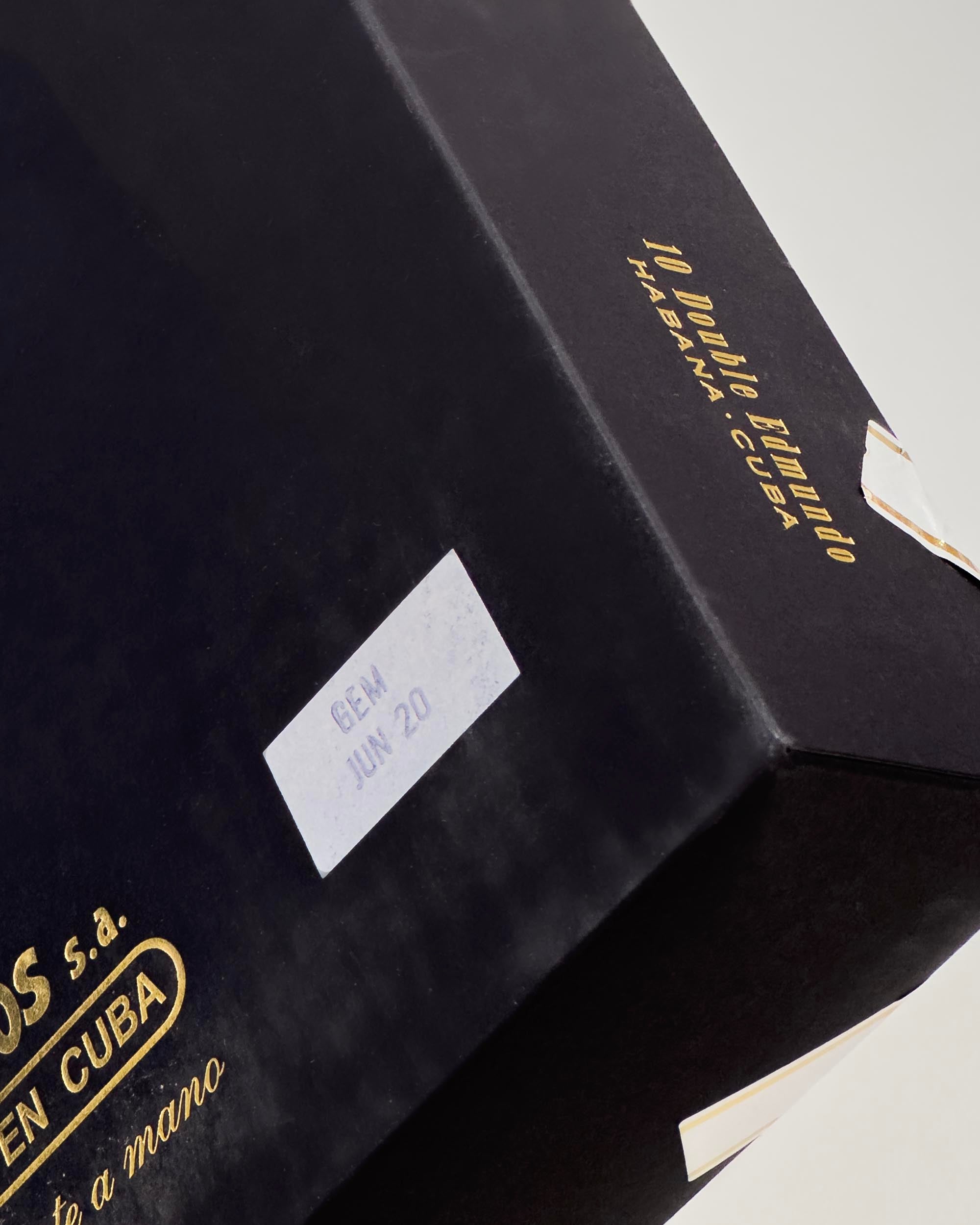 Montecristo Double Edmundo Travel Humidor (2020 Vintage) - nextCIGAR