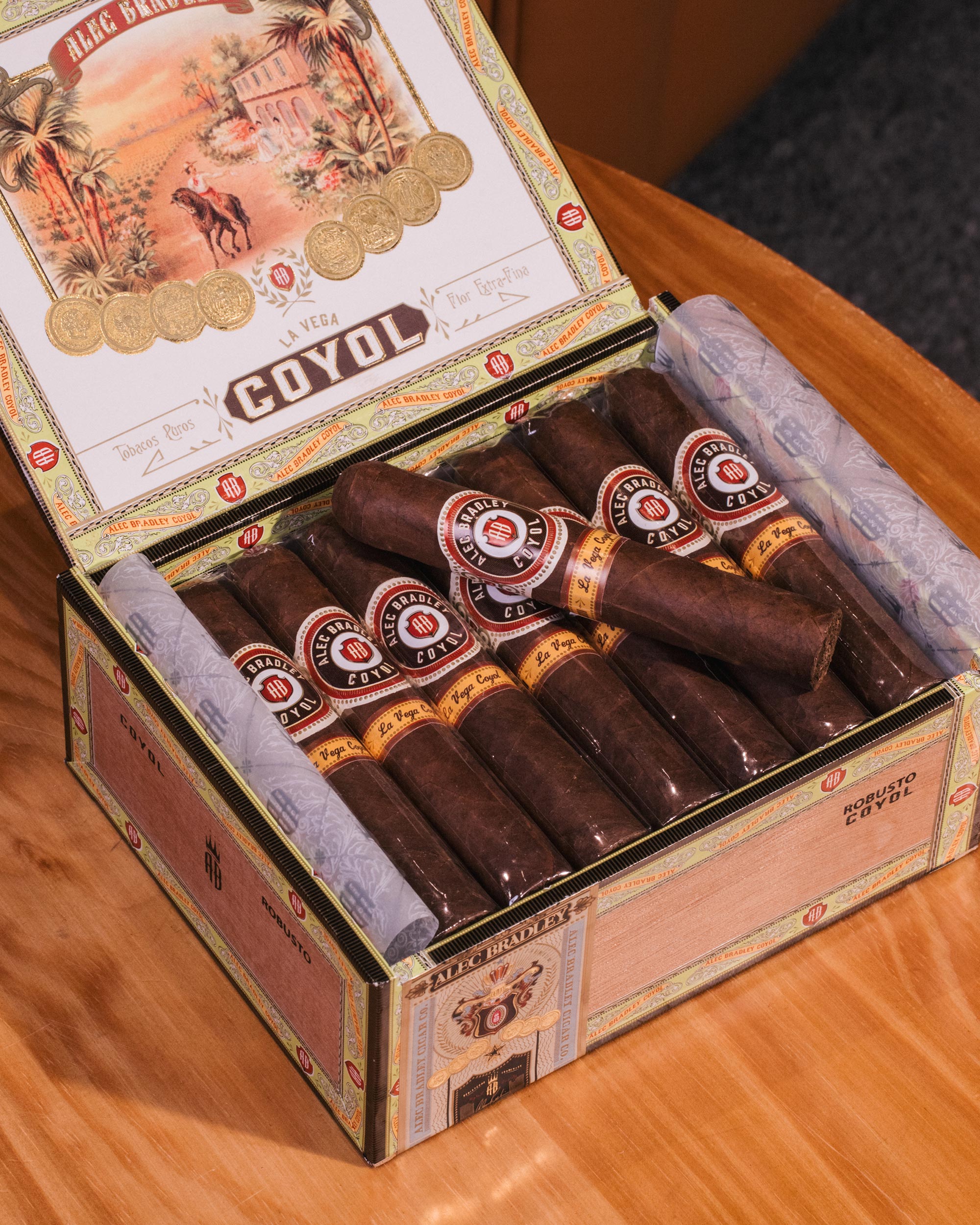 Cigars - Alec Bradley Coyol Robusto