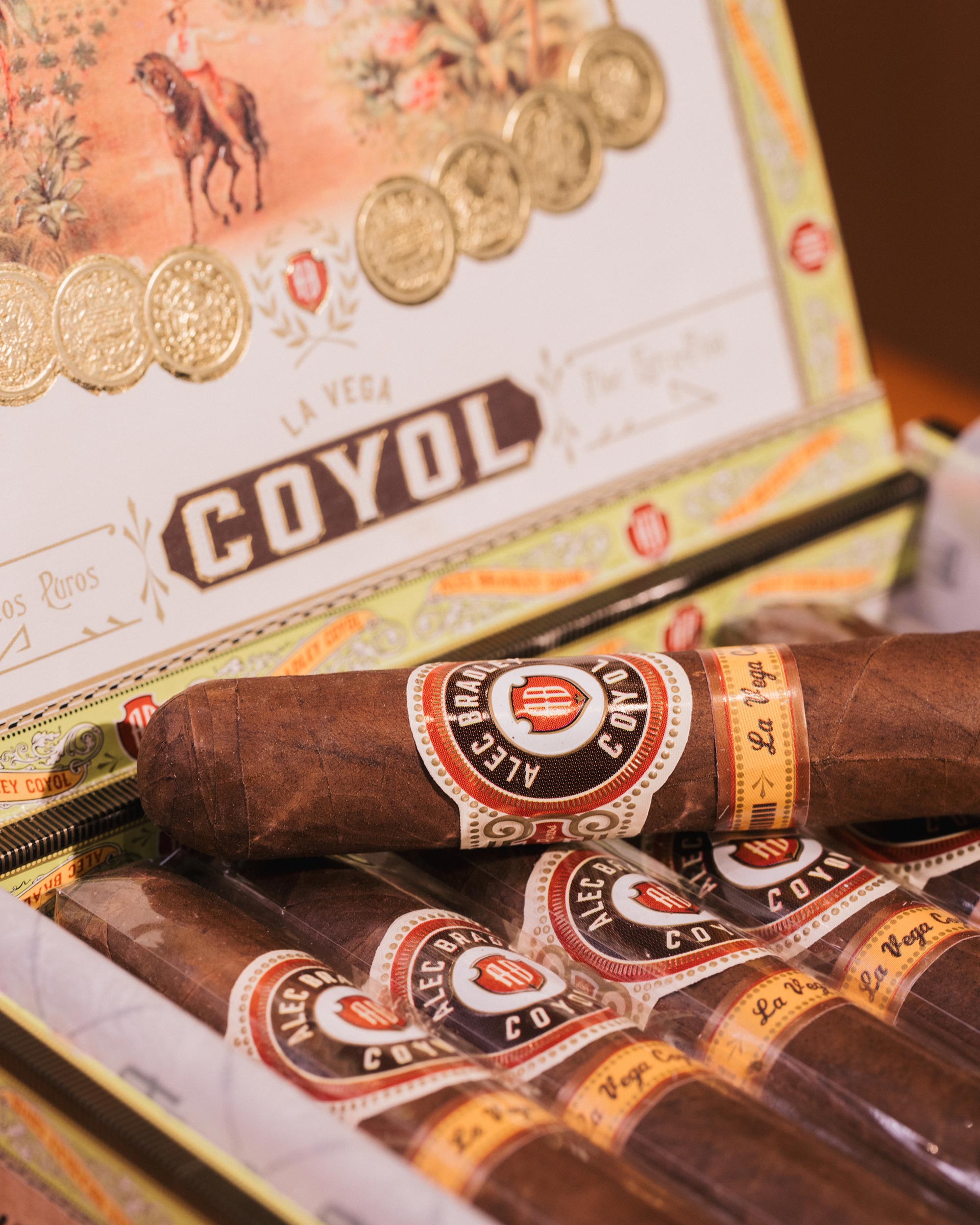 Cigars - Alec Bradley Coyol Robusto