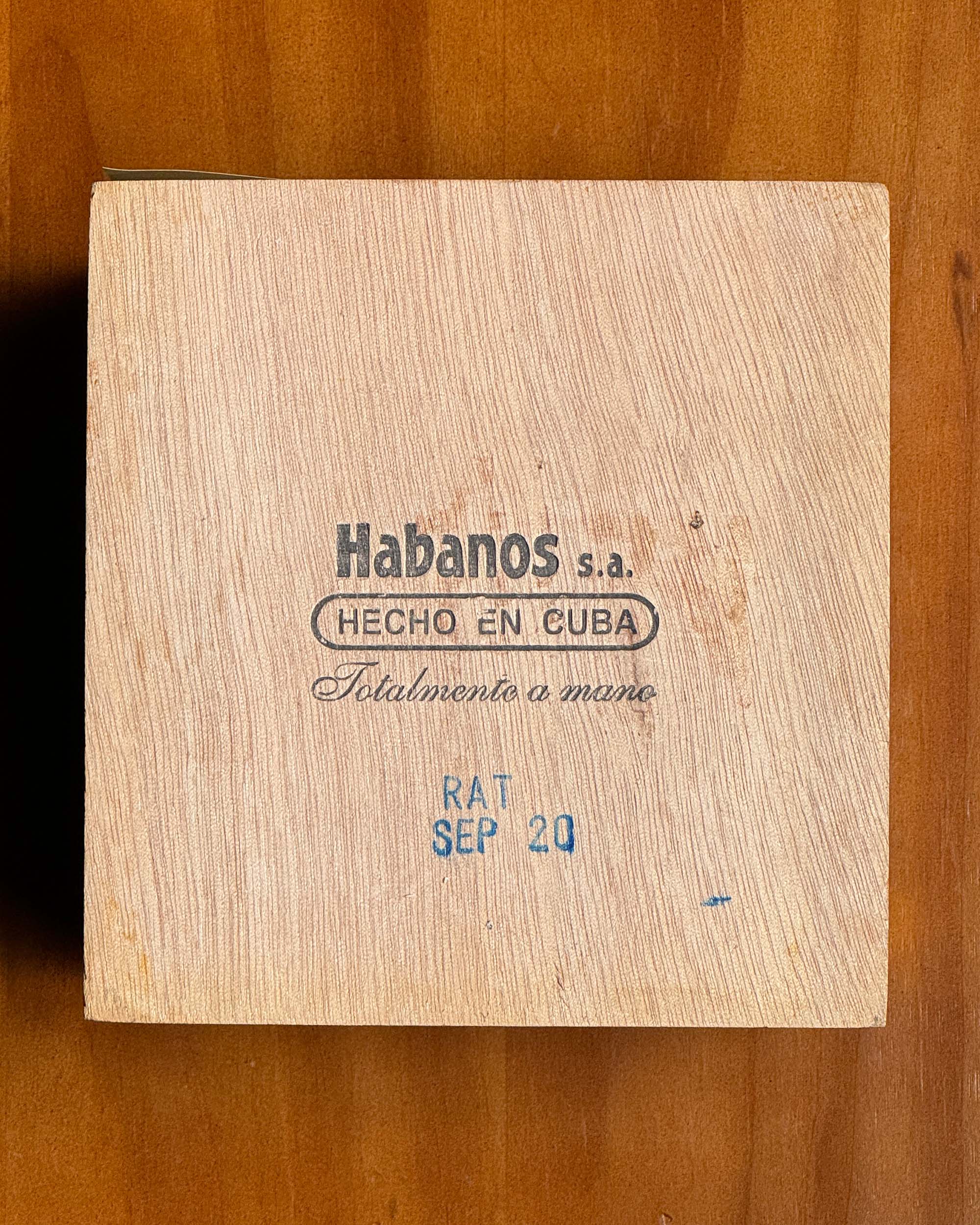Cohiba Robustos (2020 Vintage) - nextCIGAR