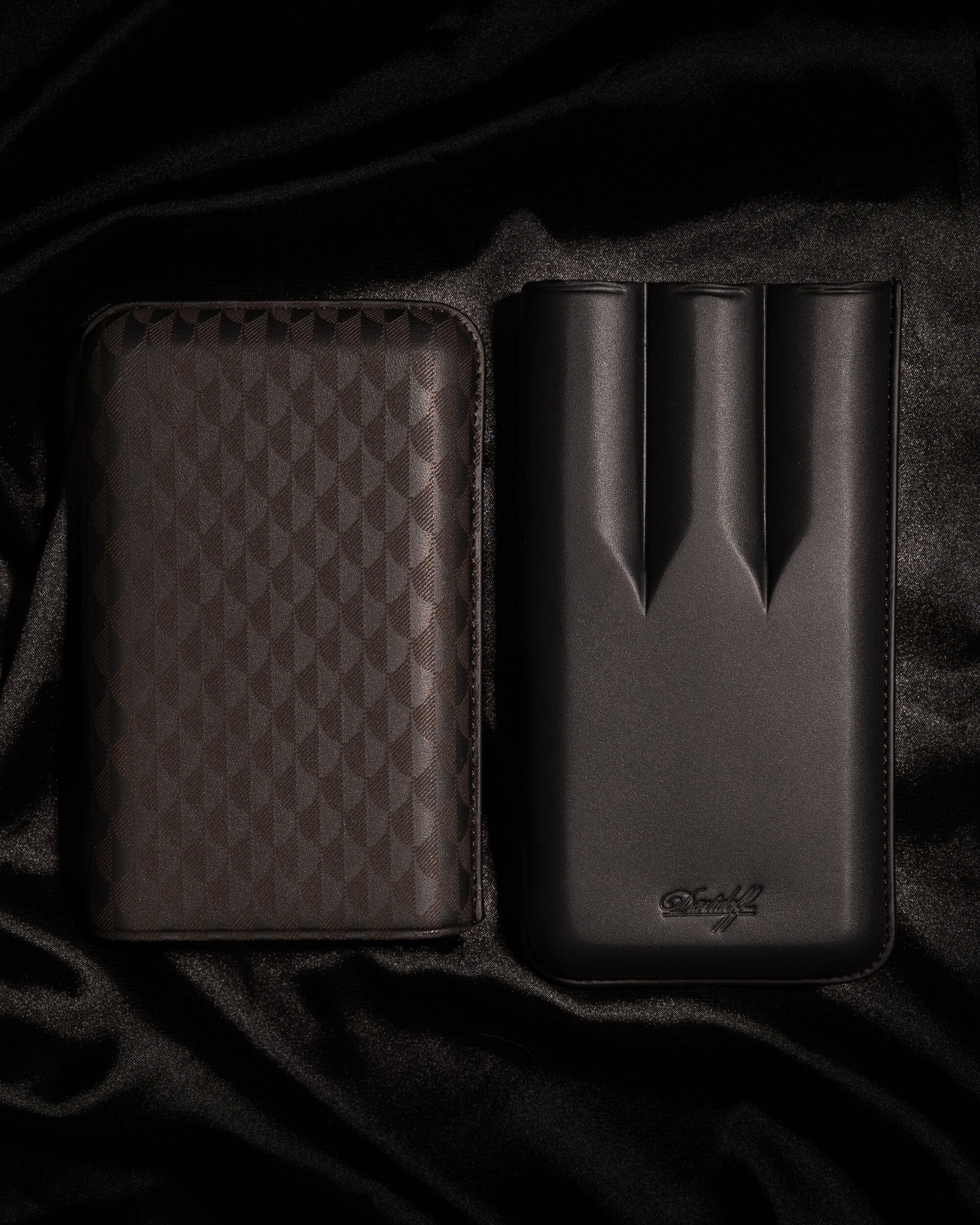Davidoff Cigar Case Curing (XL-3 / Black Leather)