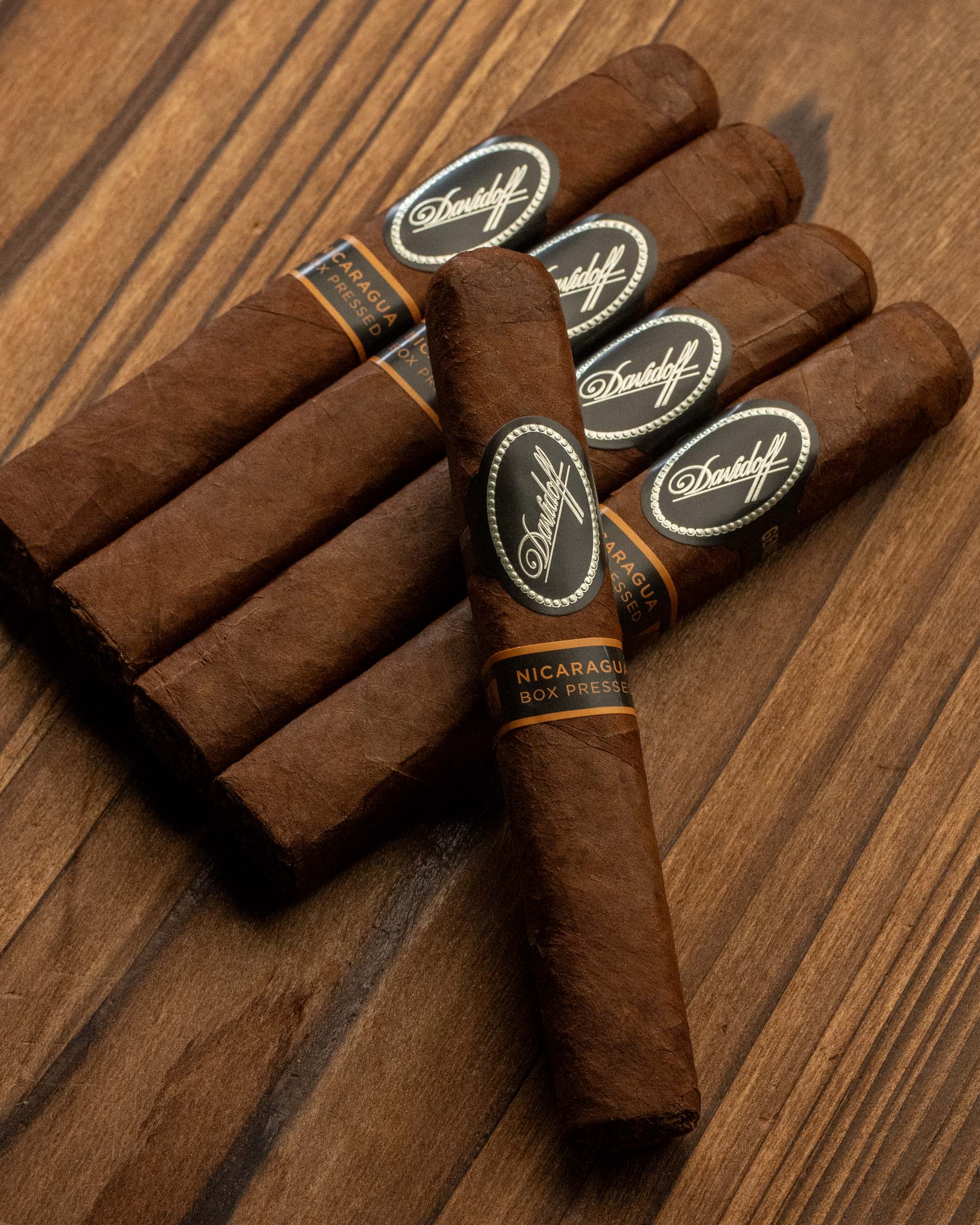 Davidoff Nicaragua Robusto Bundle - nextCIGAR