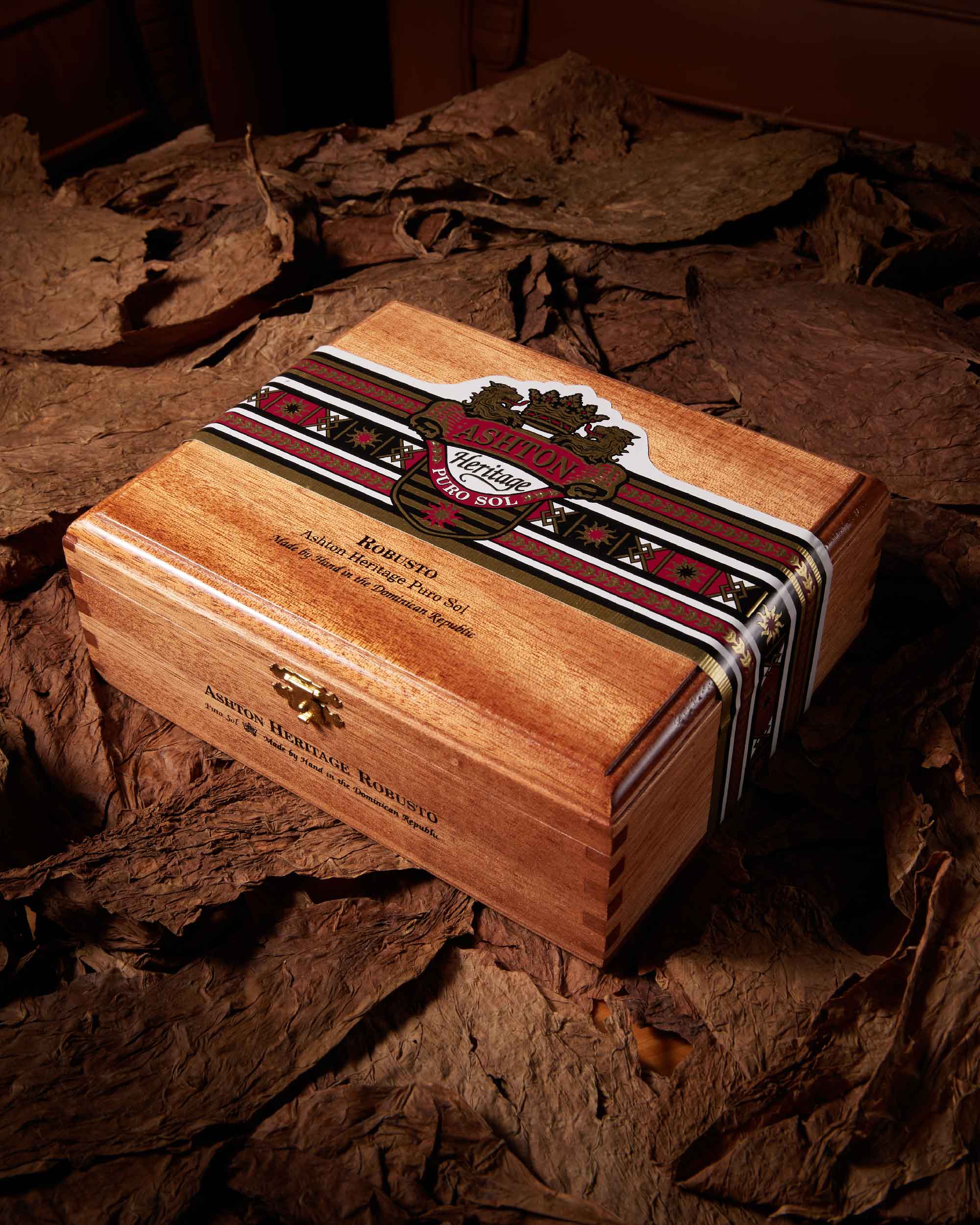 Ashton Heritage Robusto