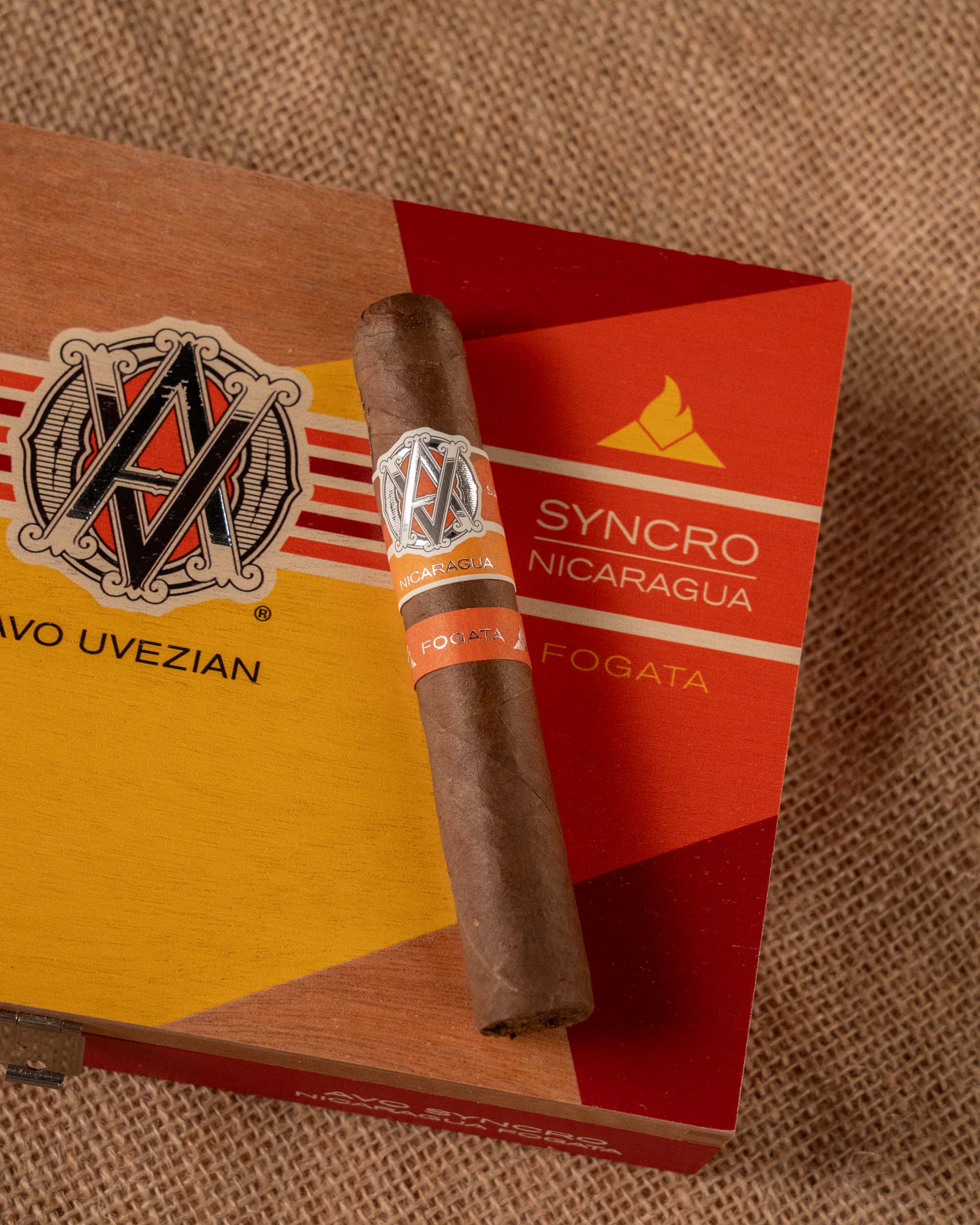 AVO Syncro Nicaragua Fogata Robusto - nextCIGAR