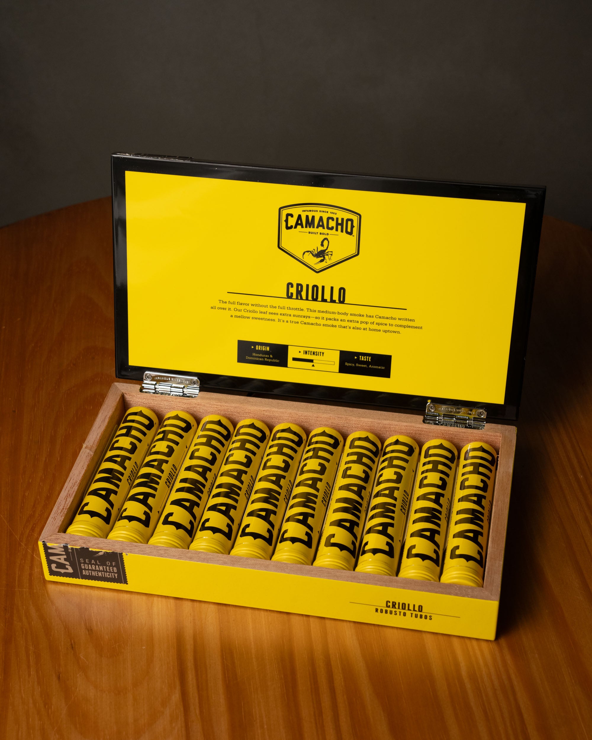 Camacho Criollo Robusto (Tubos) - nextCIGAR