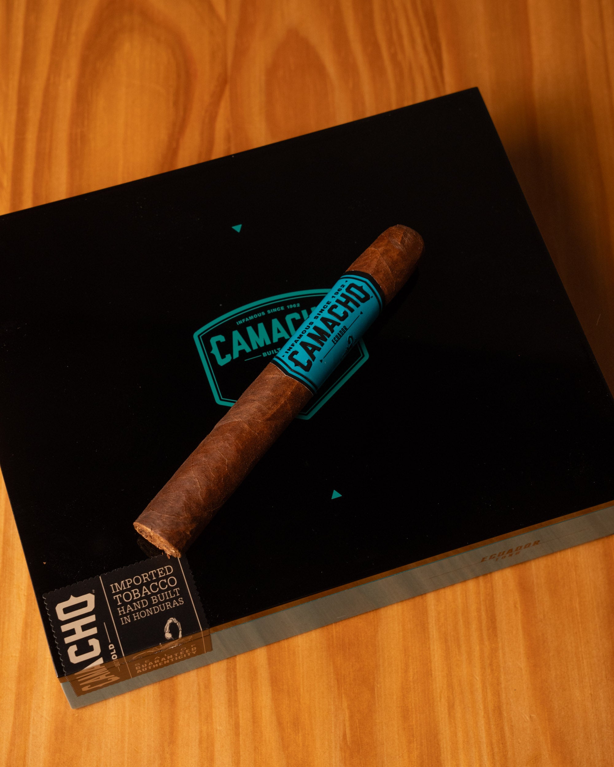 Camacho Ecuador Toro - nextCIGAR