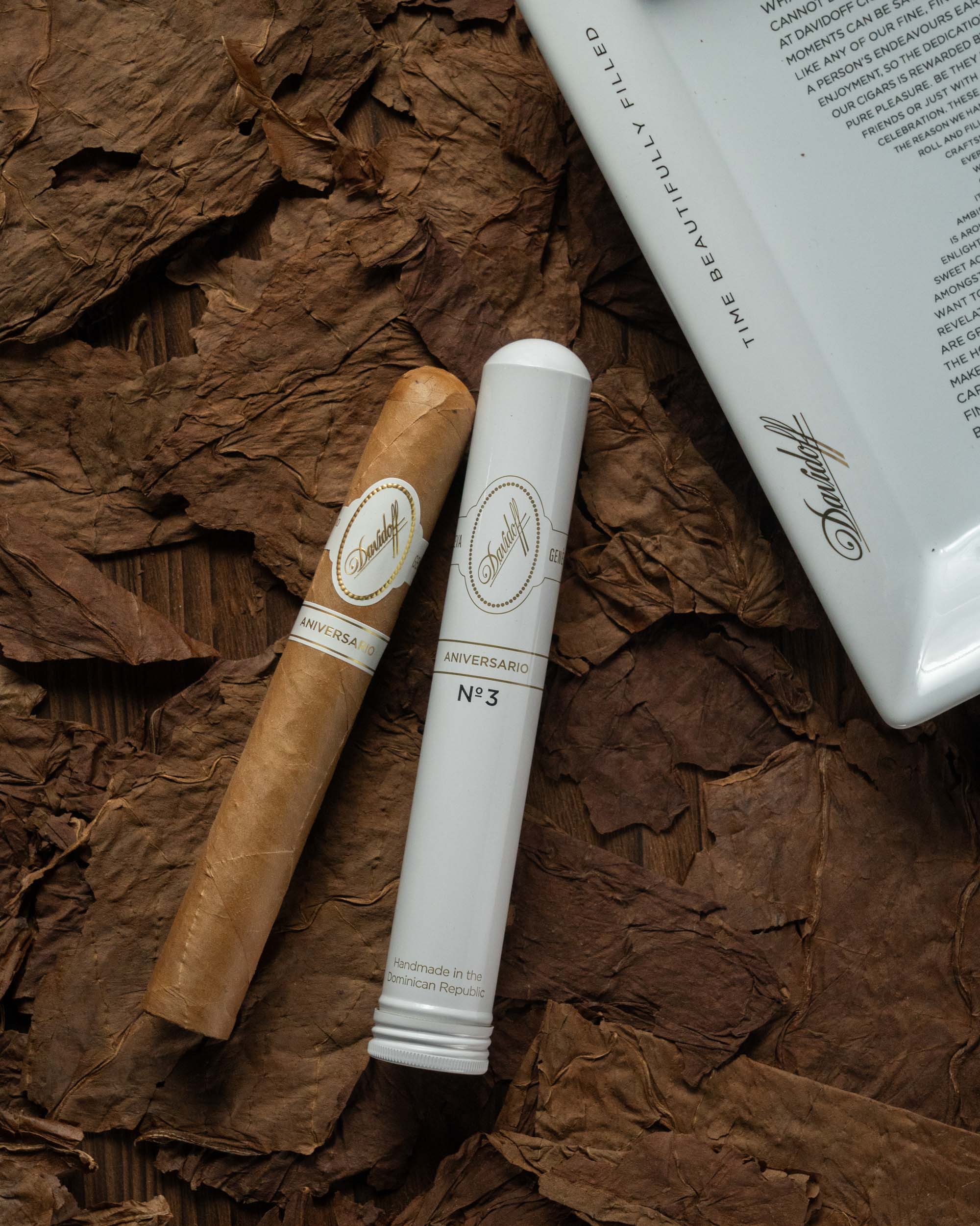 Davidoff Aniversario No. 3 (Tubos) - nextCIGAR