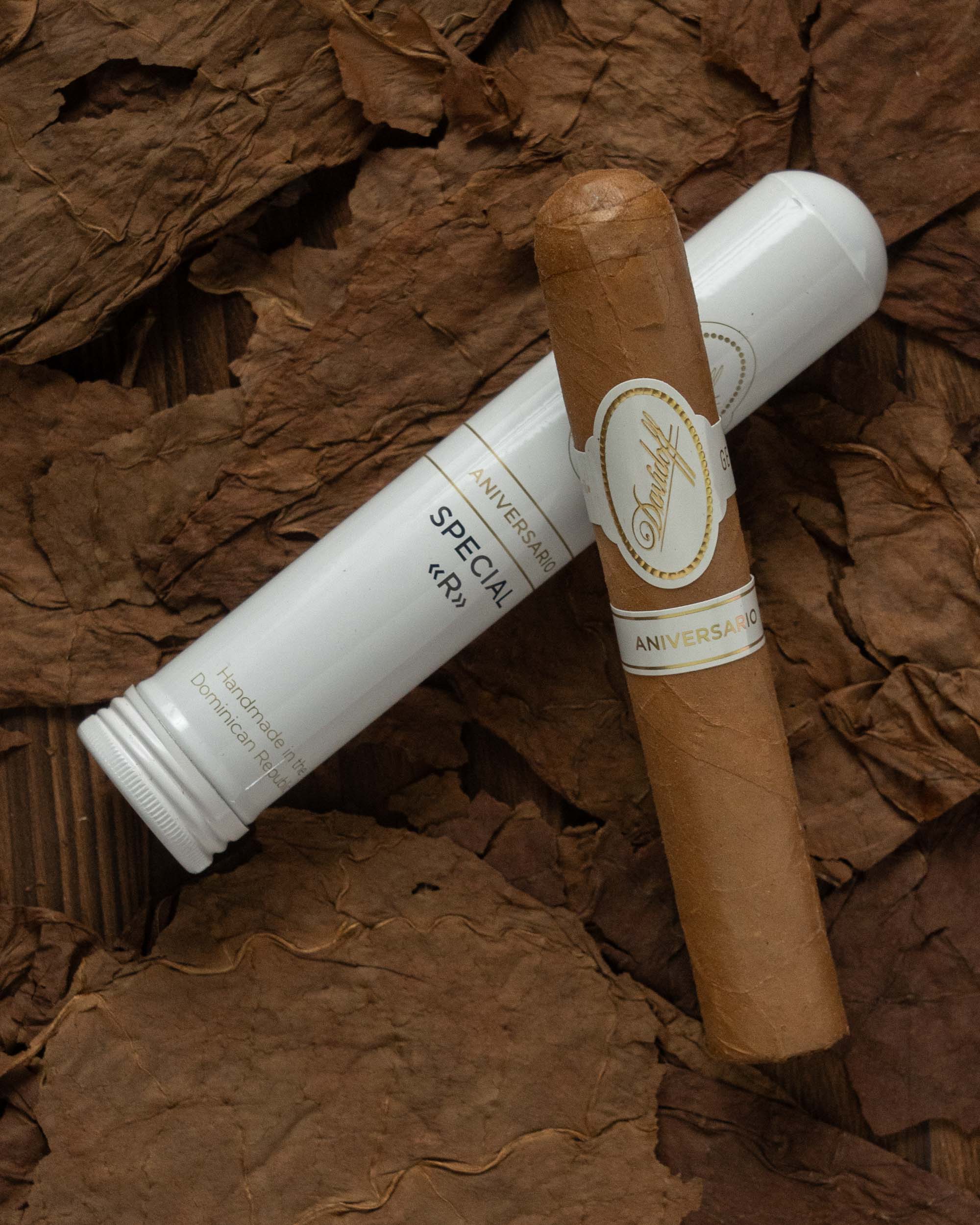 Davidoff Aniversario Special R (Tubos) - nextCIGAR