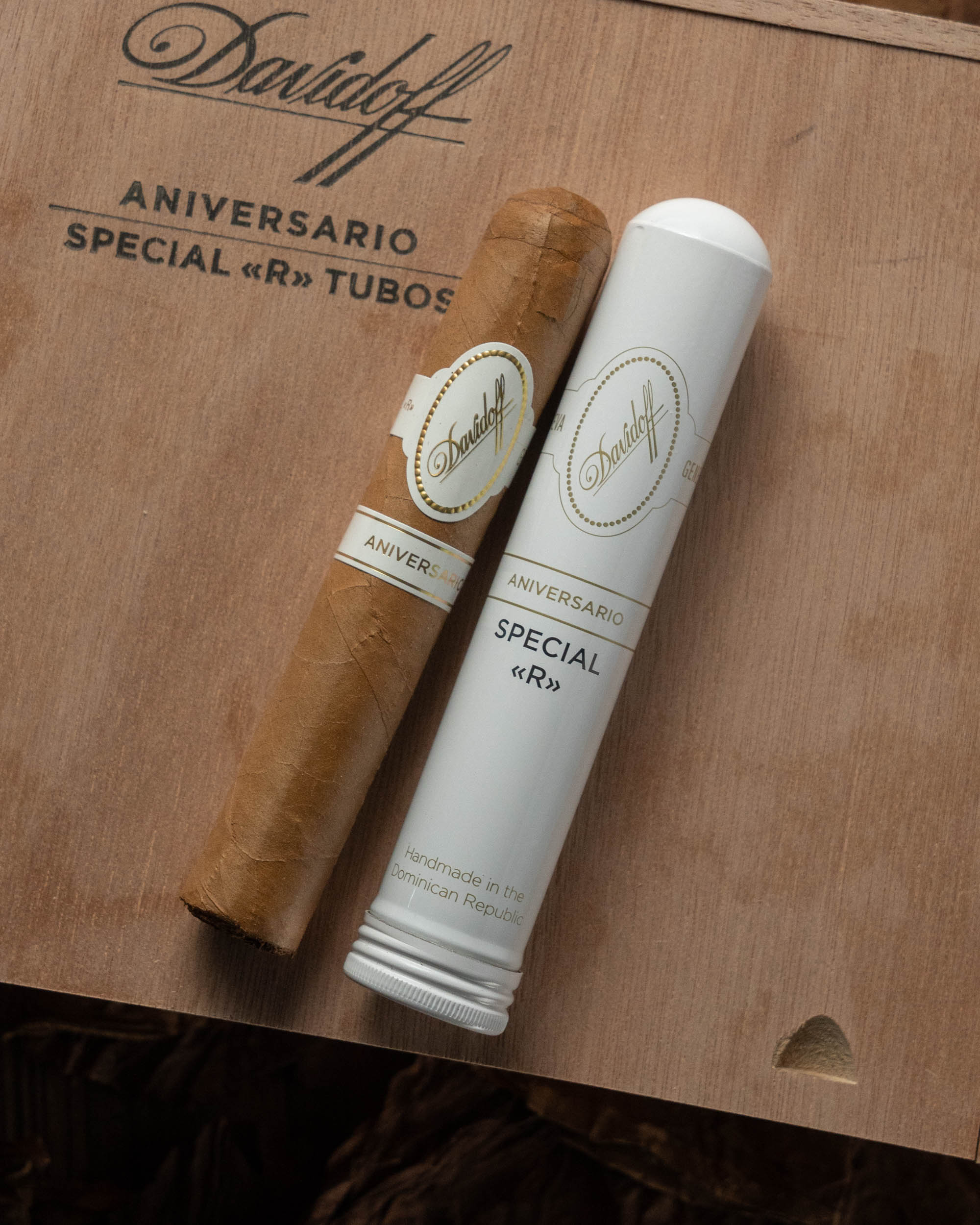 Davidoff Aniversario Special R (Tubos) - nextCIGAR
