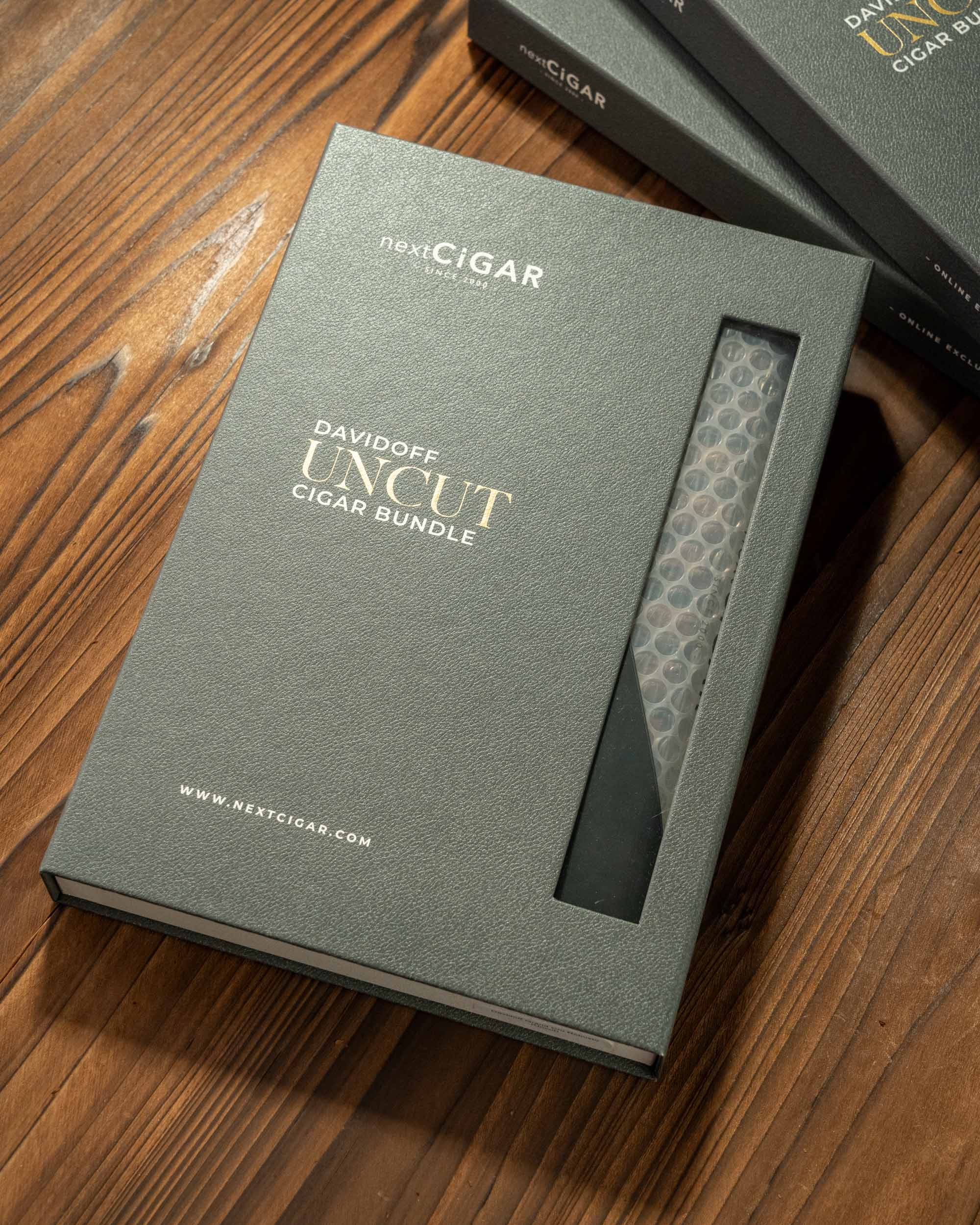 Davidoff Escurio Gran Toro Cigar Bundle (Uncut) - nextCIGAR