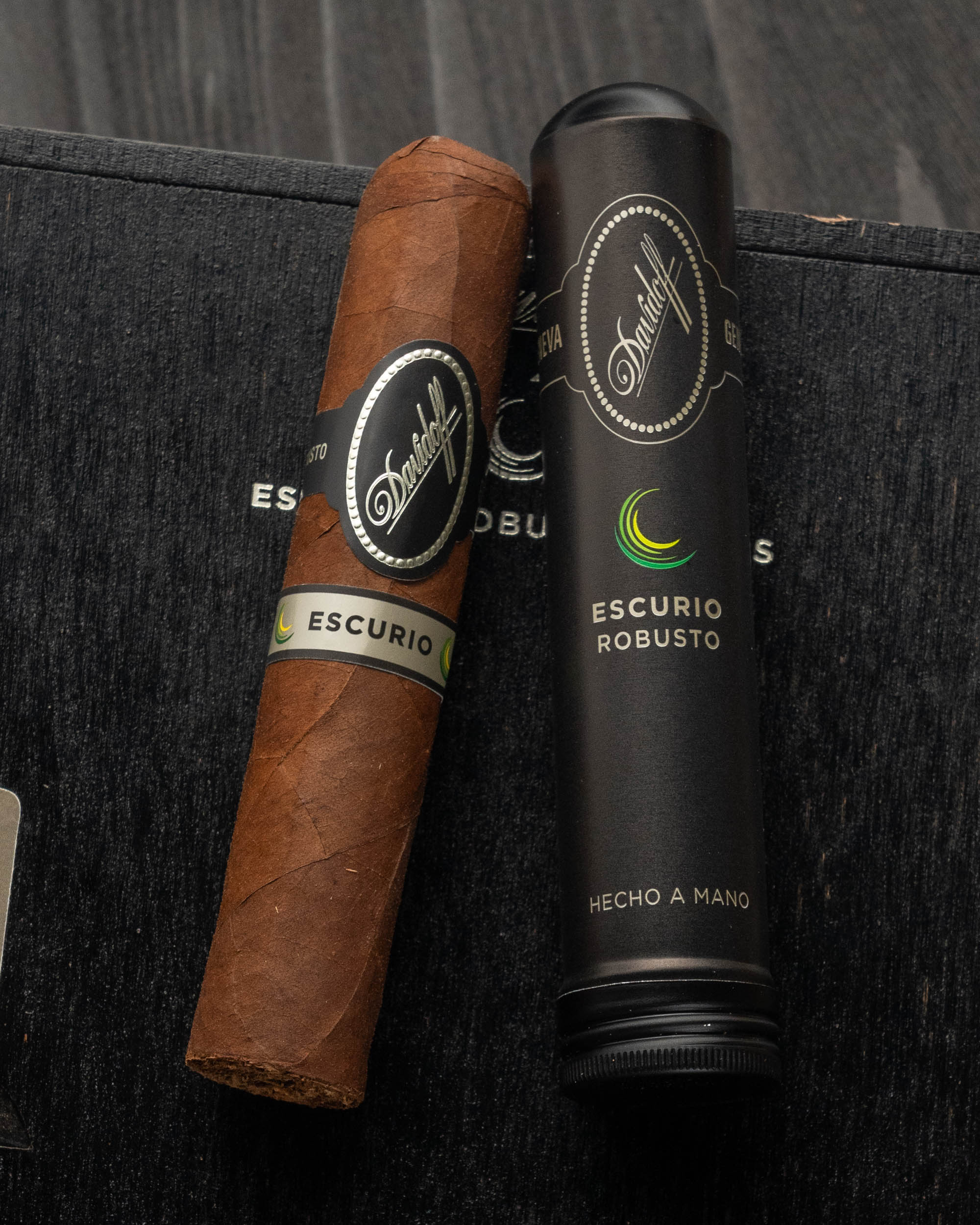 Davidoff Escurio Robusto (Tubos) - nextCIGAR