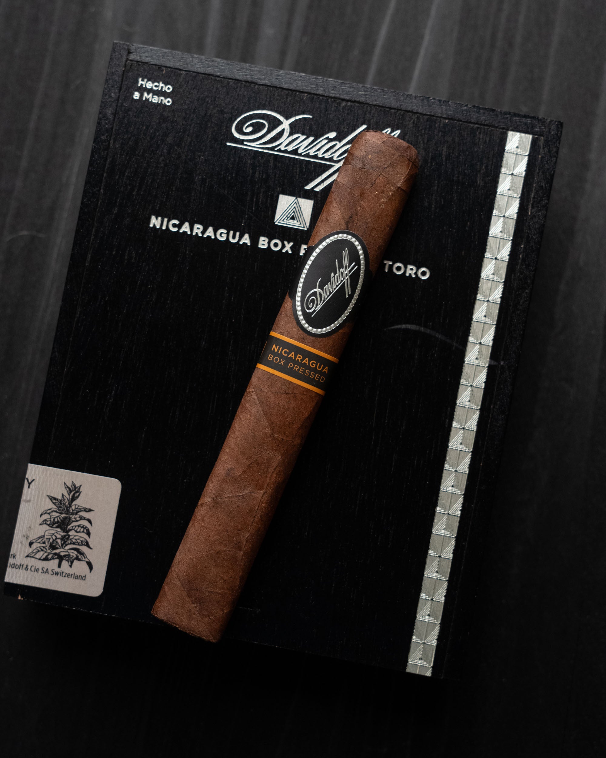 Davidoff Nicaragua Box-Pressed Toro - nextCIGAR
