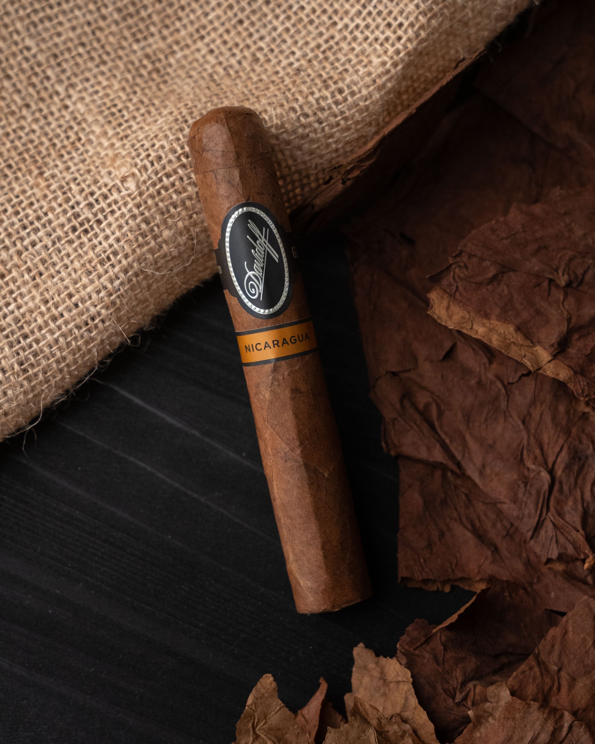 Davidoff Nicaragua Robusto - nextCIGAR