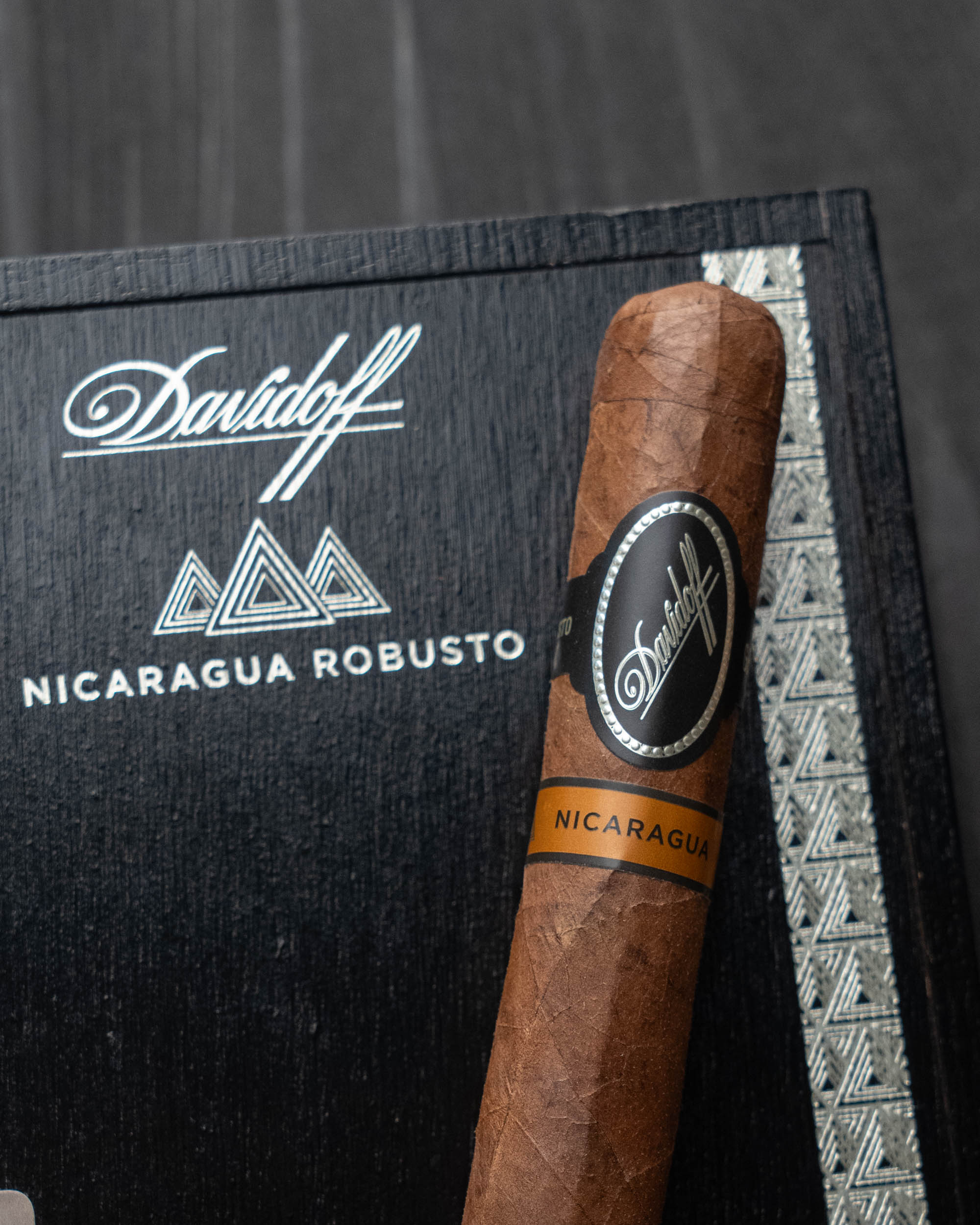 Davidoff Nicaragua Robusto - nextCIGAR