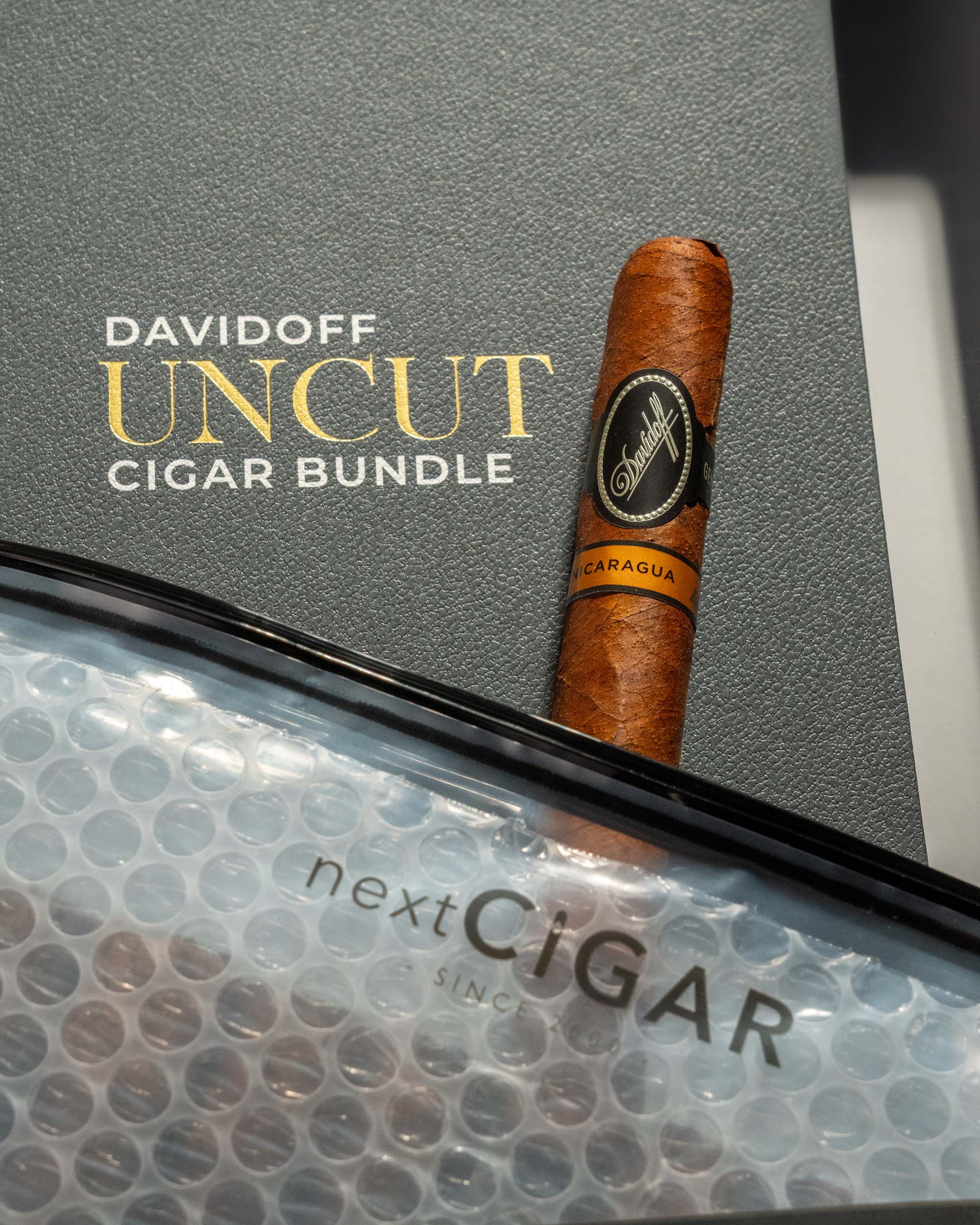 Davidoff Nicaragua Robusto Cigar Bundle (Uncut) - nextCIGAR