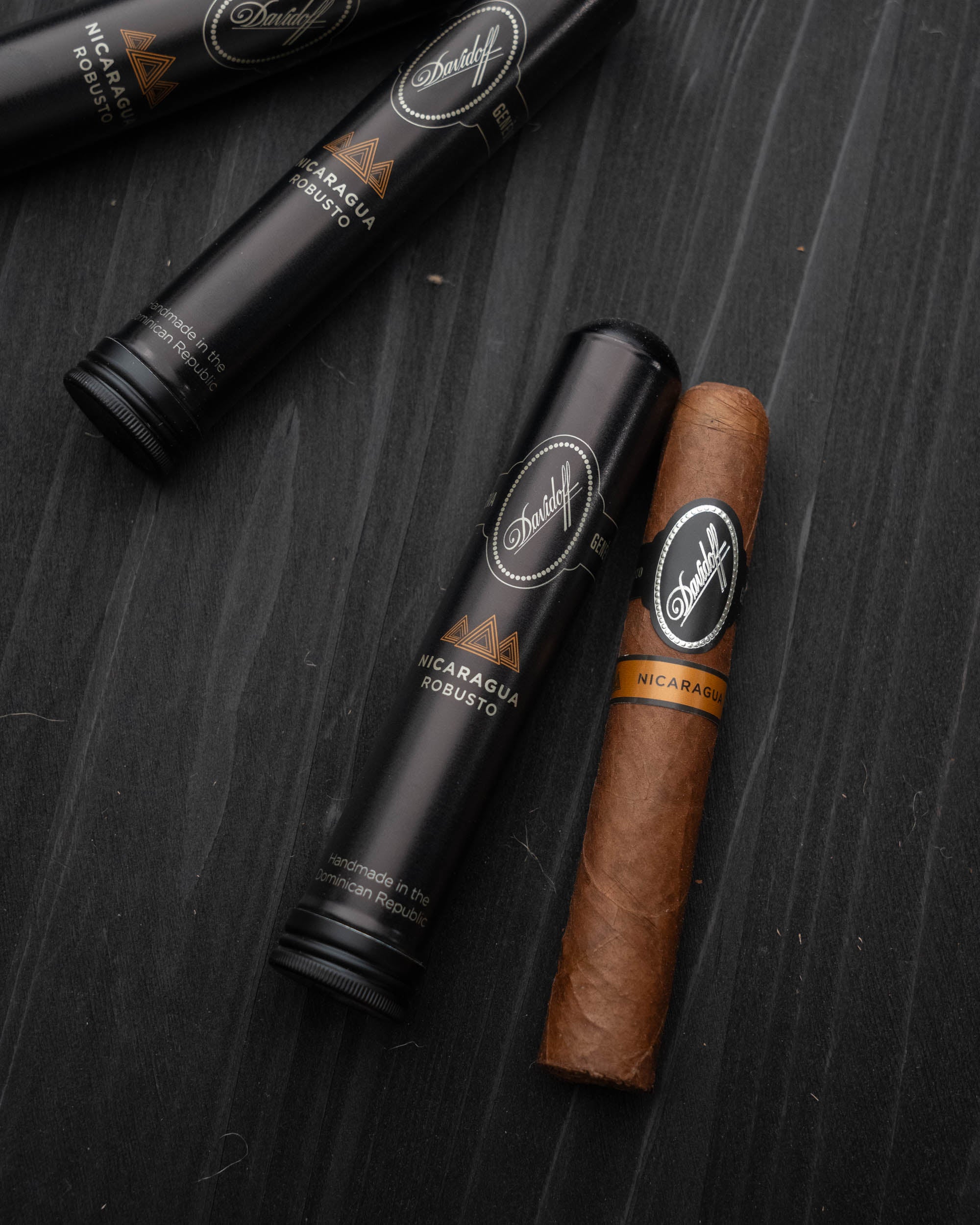 Davidoff Nicaragua Robusto (Tubos) - nextCIGAR