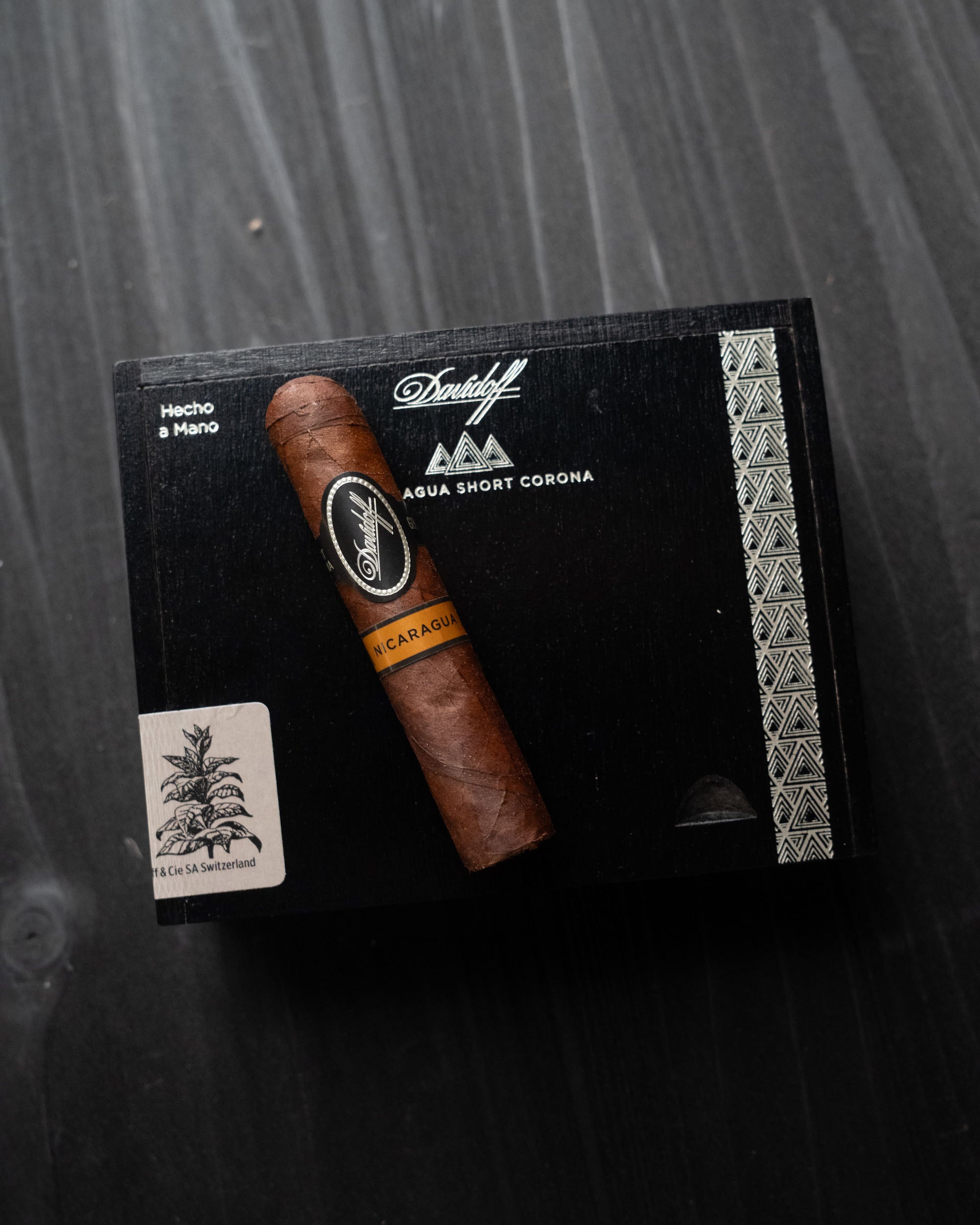 Davidoff Nicaragua Short Corona - nextCIGAR