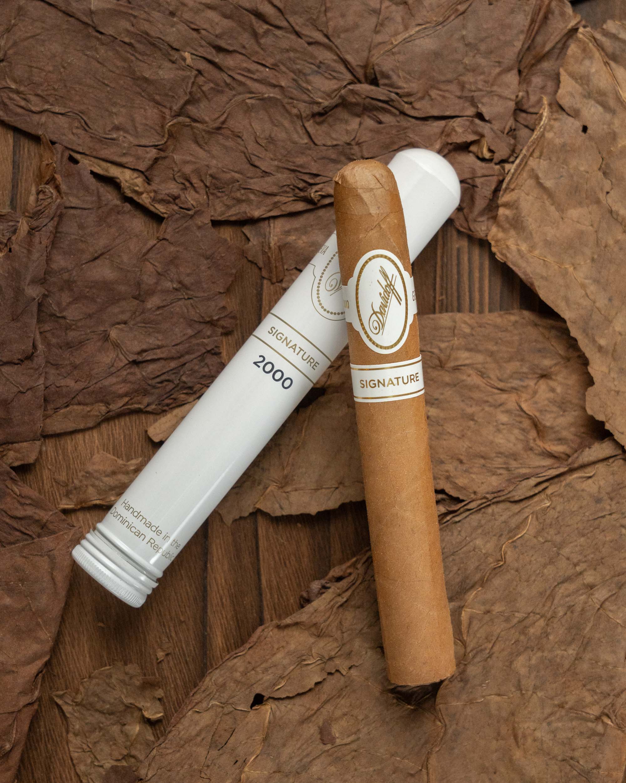 Davidoff Signature 2000 (Tubos) - nextCIGAR
