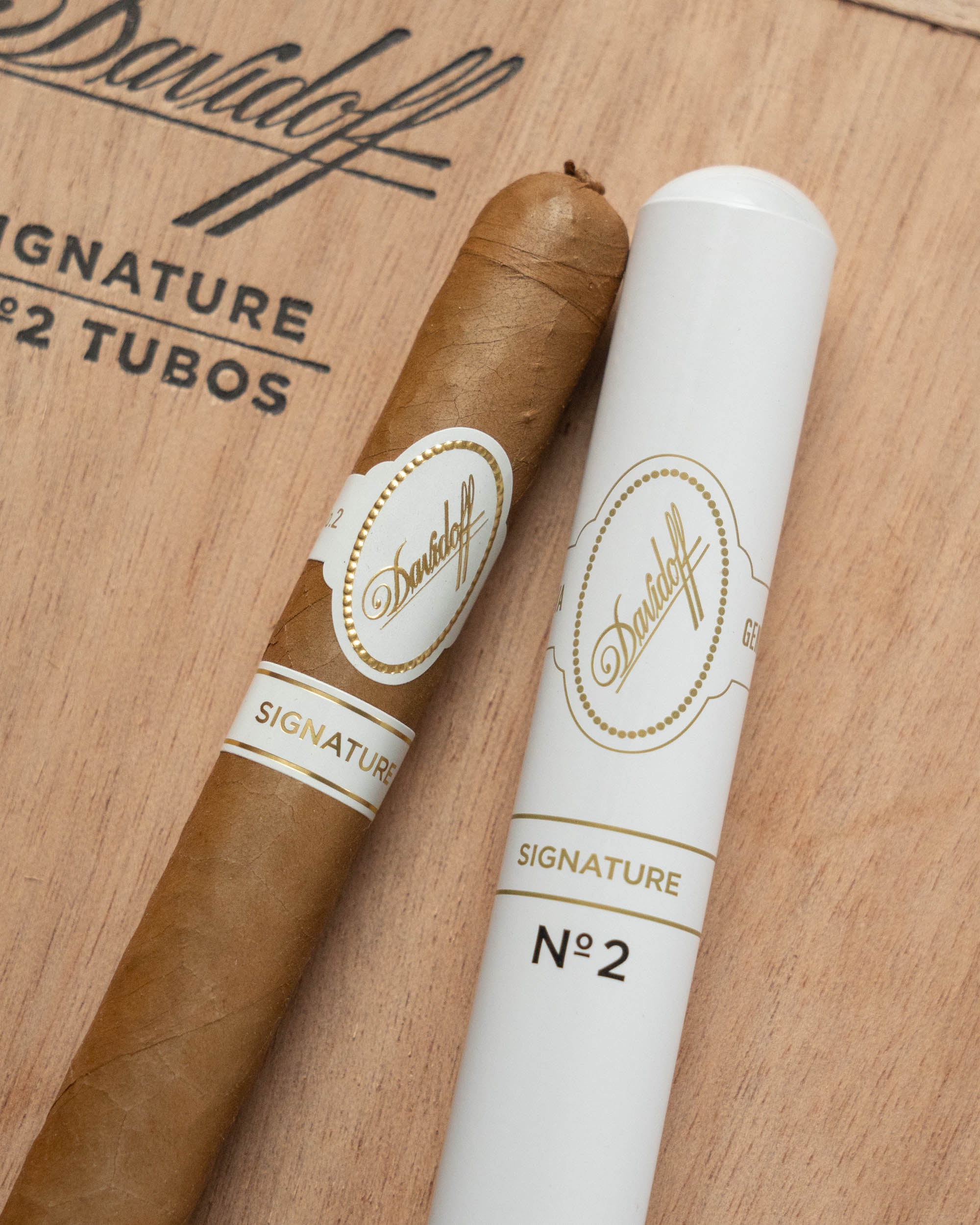 Davidoff Signature No. 2 (Tubos) - nextCIGAR