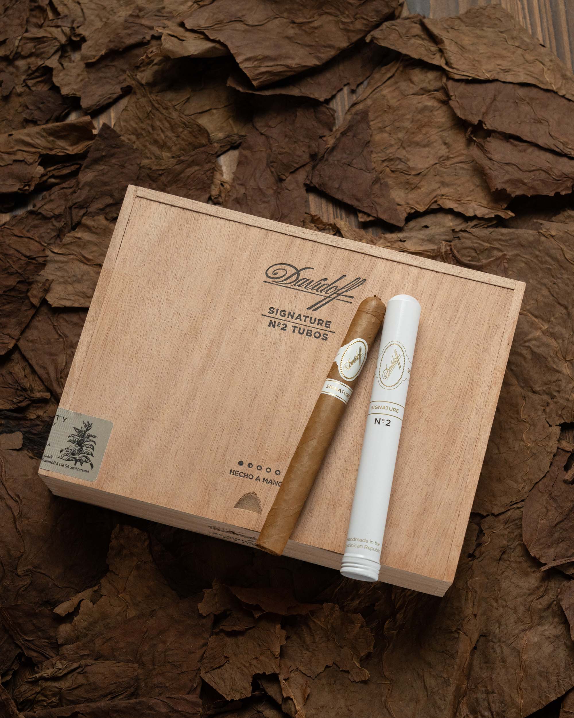 Davidoff Signature No. 2 (Tubos) - nextCIGAR