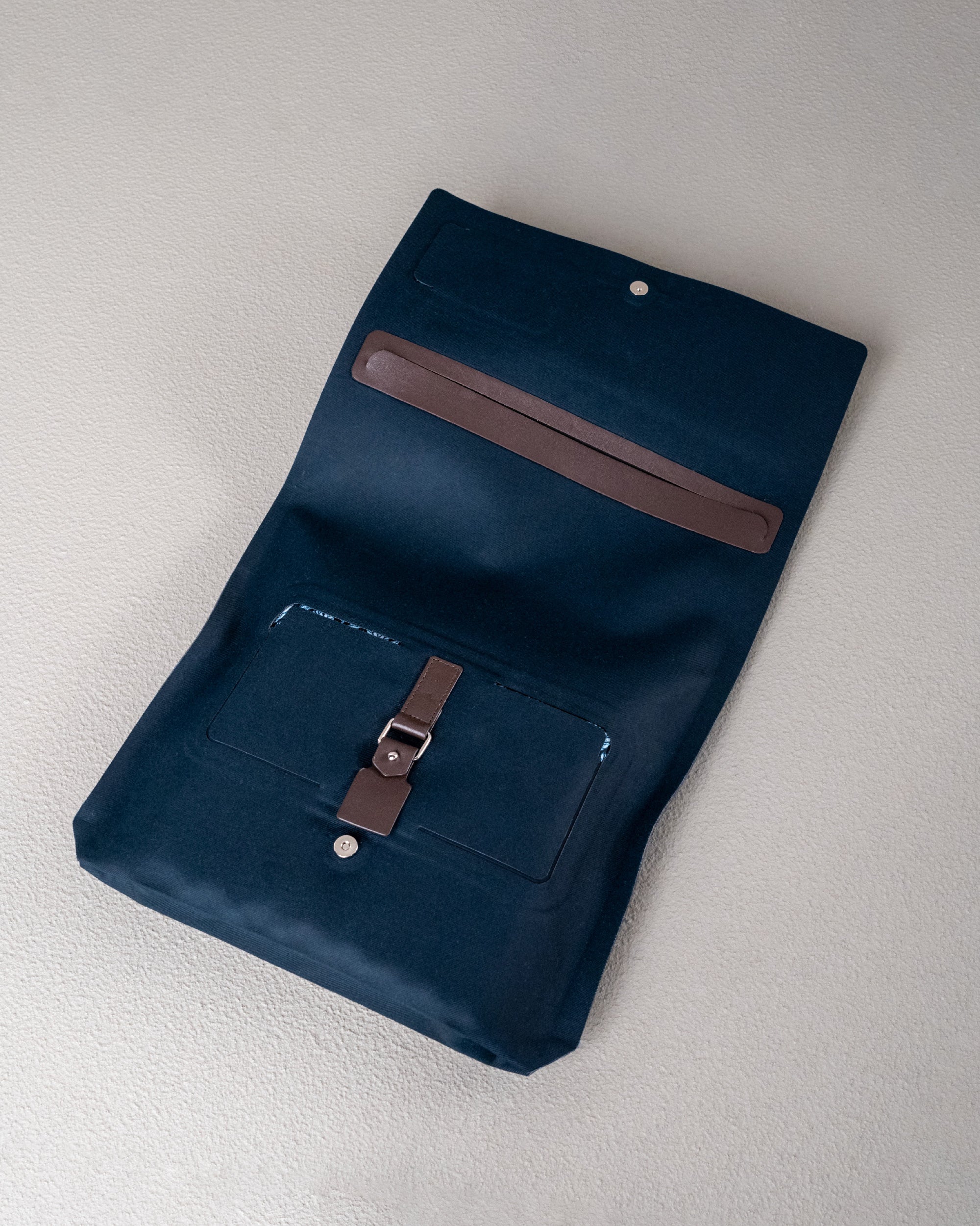 Davidoff The Travel Humidor Business - nextCIGAR