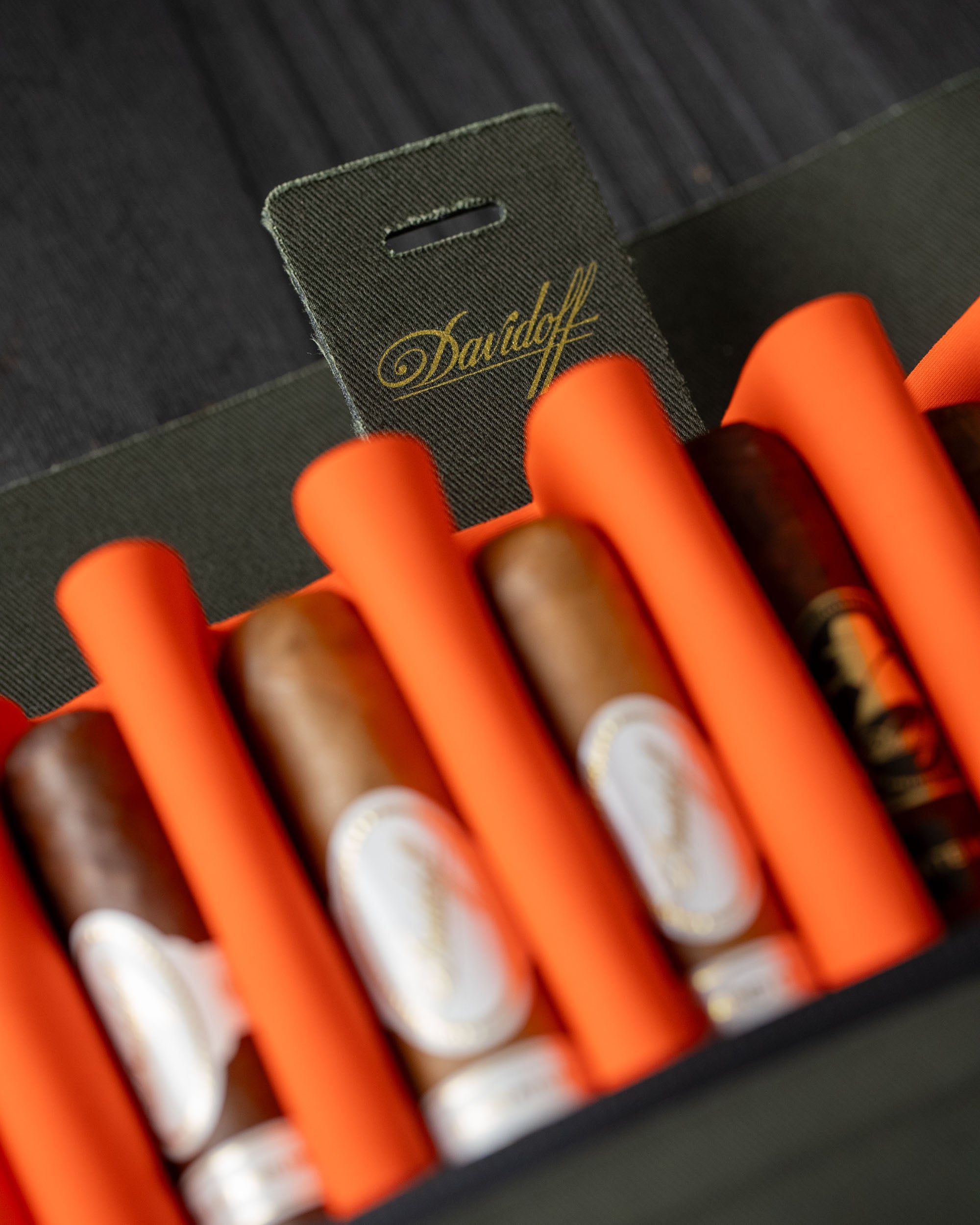 Davidoff Travel Humidor Explorer - nextCIGAR