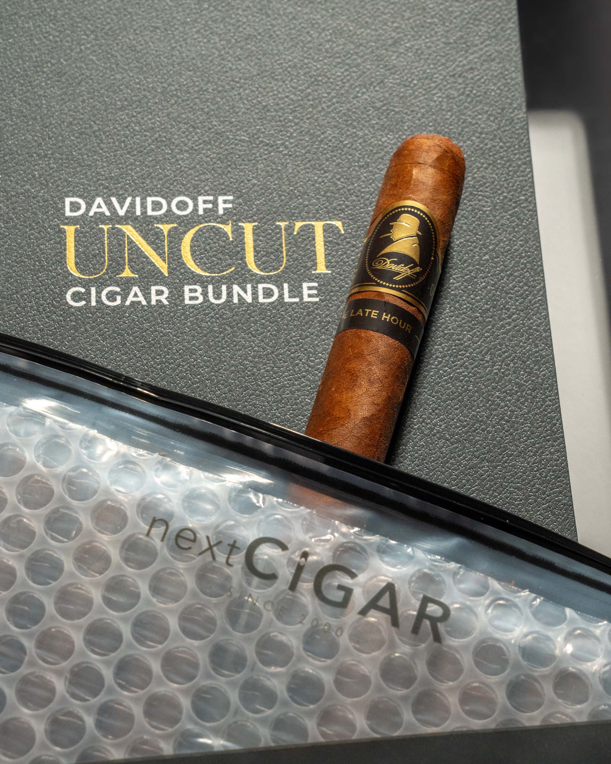 Davidoff Winston Churchill The Late Hour Robusto Cigar Bundle (Uncut) - nextCIGAR