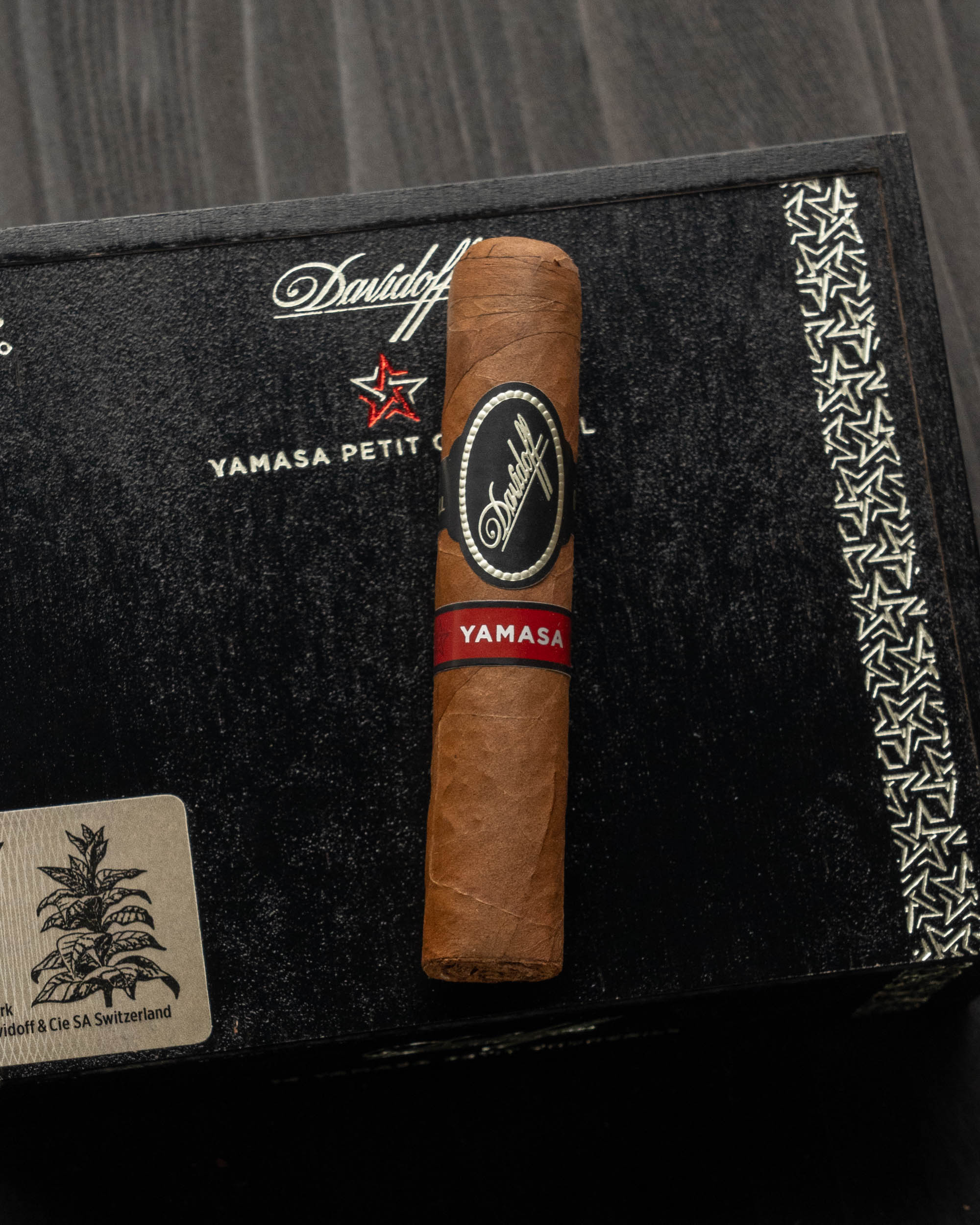 Davidoff Yamasá Petit Churchill - nextCIGAR