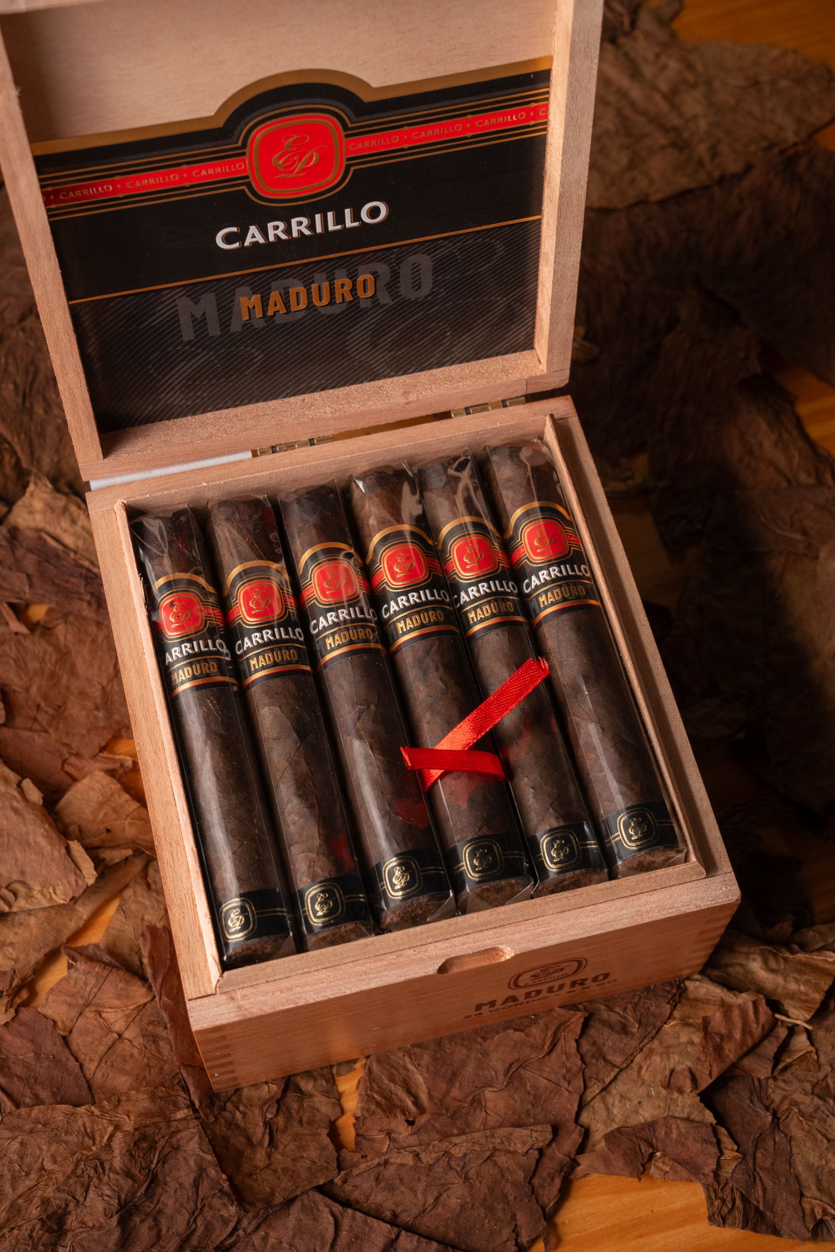 E.P. Carrillo Essence Series 2024 Maduro Gordo - nextCIGAR