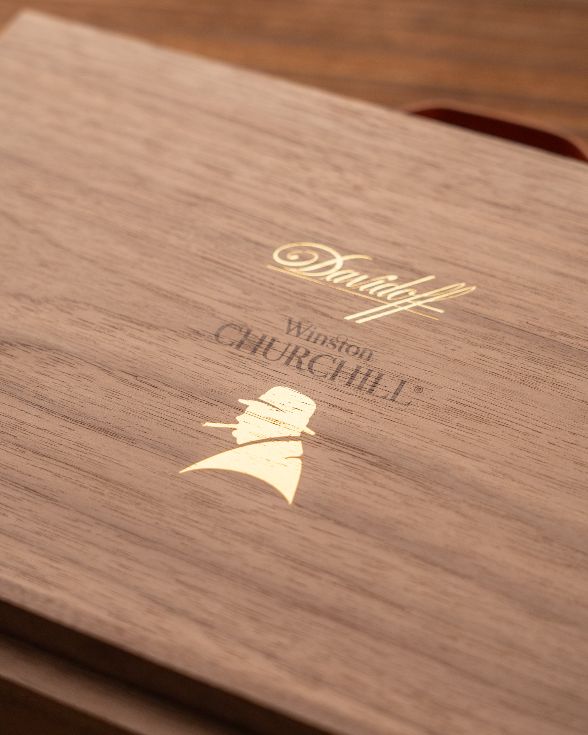 Davidoff Winston Churchill The Artist Cigar Case (Not for Sale) - nextCIGAR