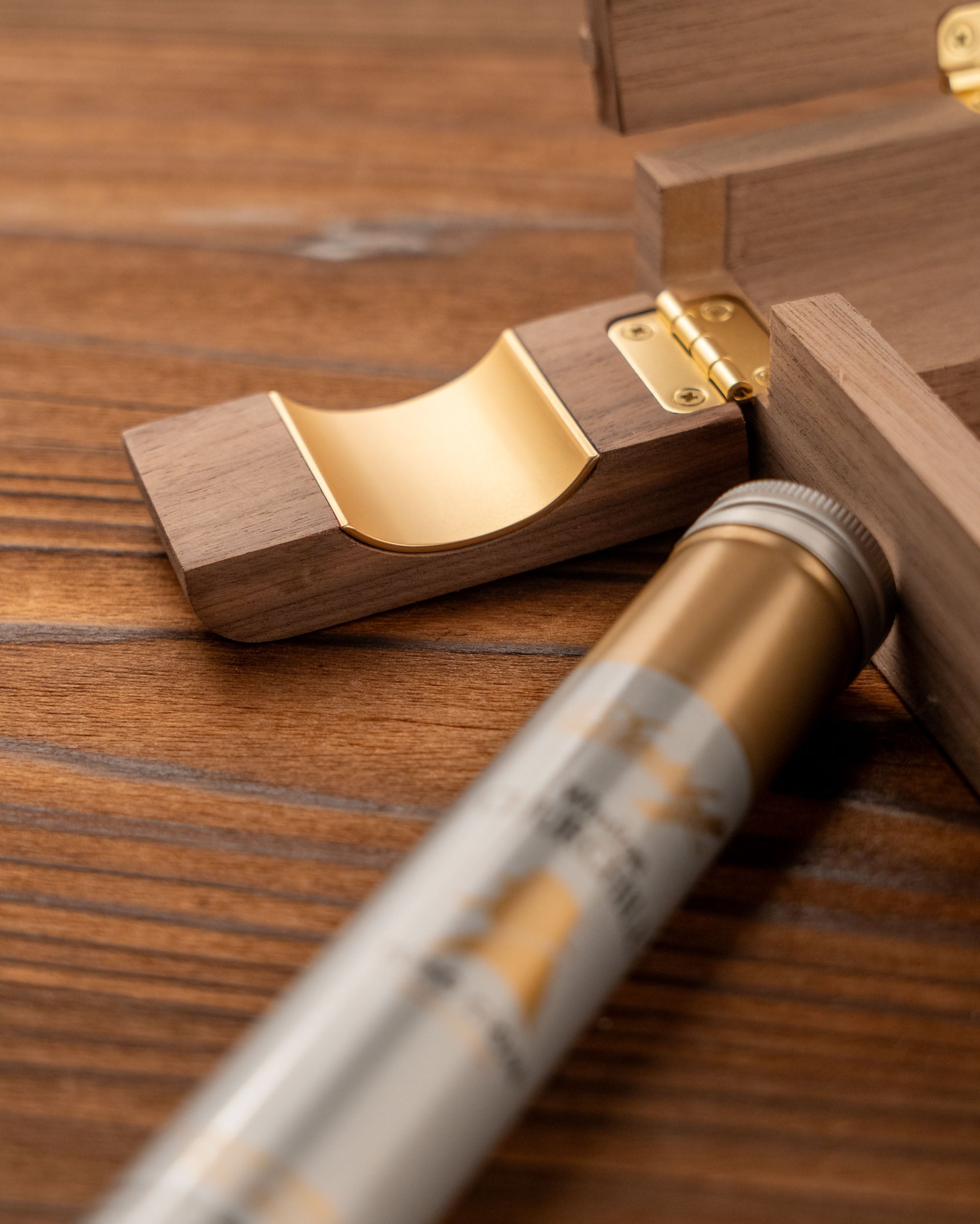 Davidoff Winston Churchill The Artist Cigar Case (Not for Sale) - nextCIGAR