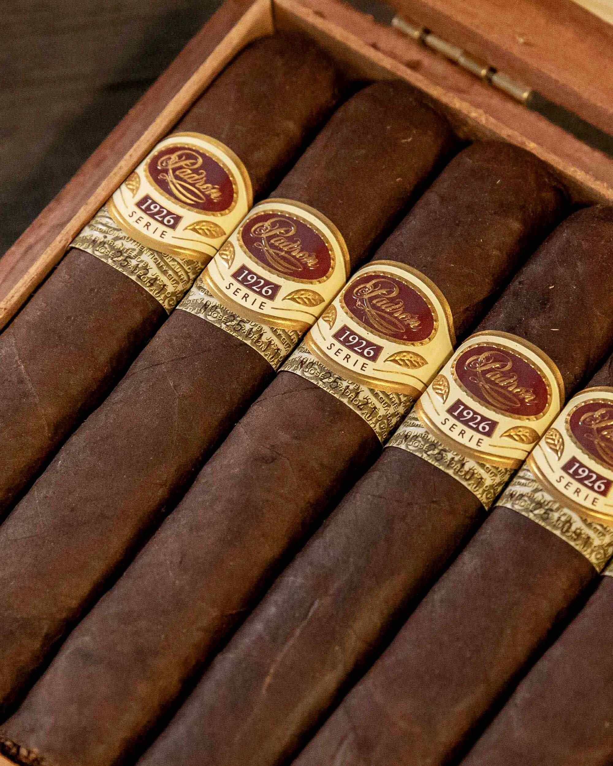 Padrón 1926 No. 6 Maduro - nextCIGAR