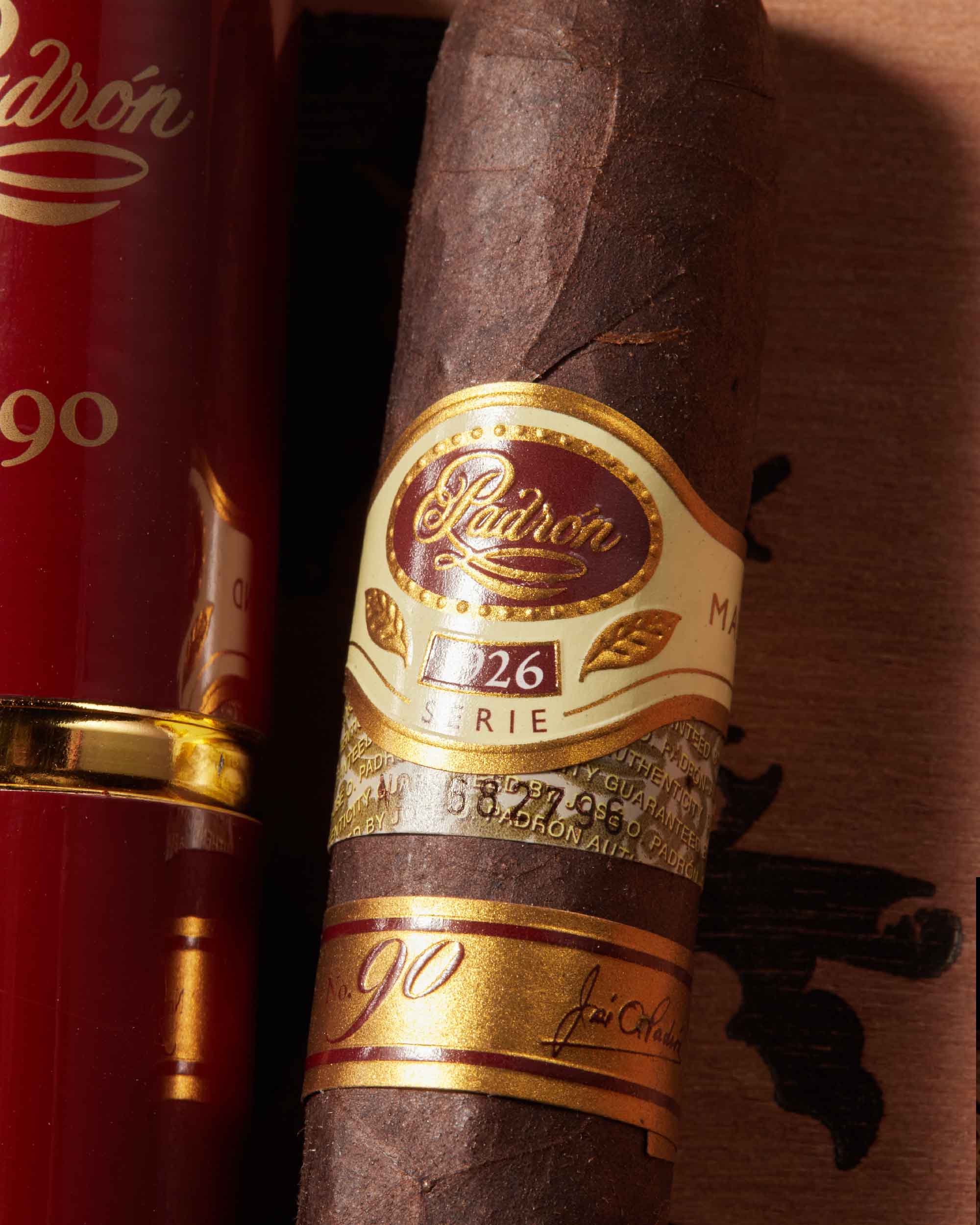 Padrón 1926 No. 90 Maduro (Tubos)