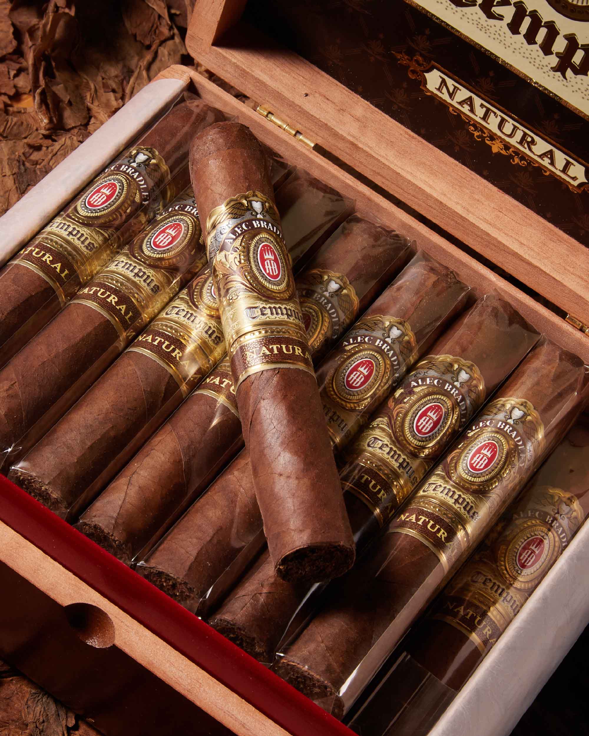 Alec Bradley Tempus Natural Robusto