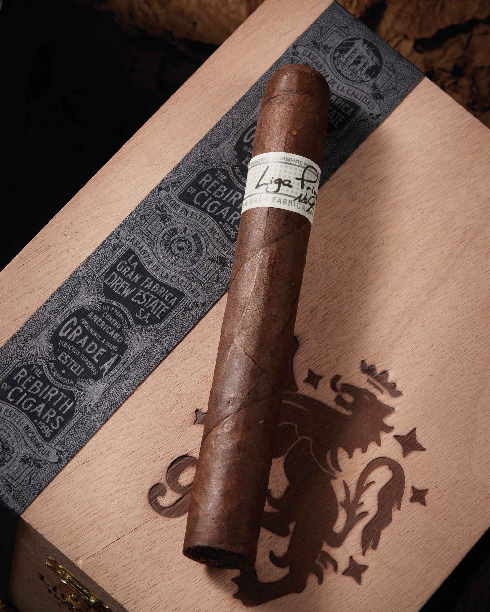 Drew Estate Liga Privada No. 9 Toro Oscuro