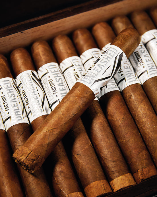 Camacho Factory Unleash Toro Fresh Rolled Cigar Bundle