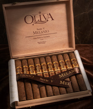 Oliva Serie V Melanio Toro