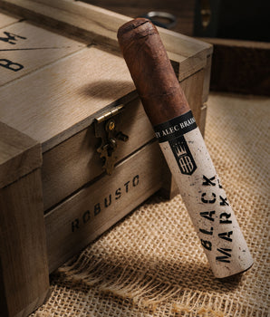 Alec Bradley Black Market Robusto