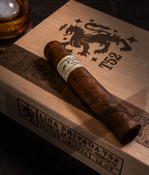 Drew Estate Liga Privada T52 Stalk Cut Robusto