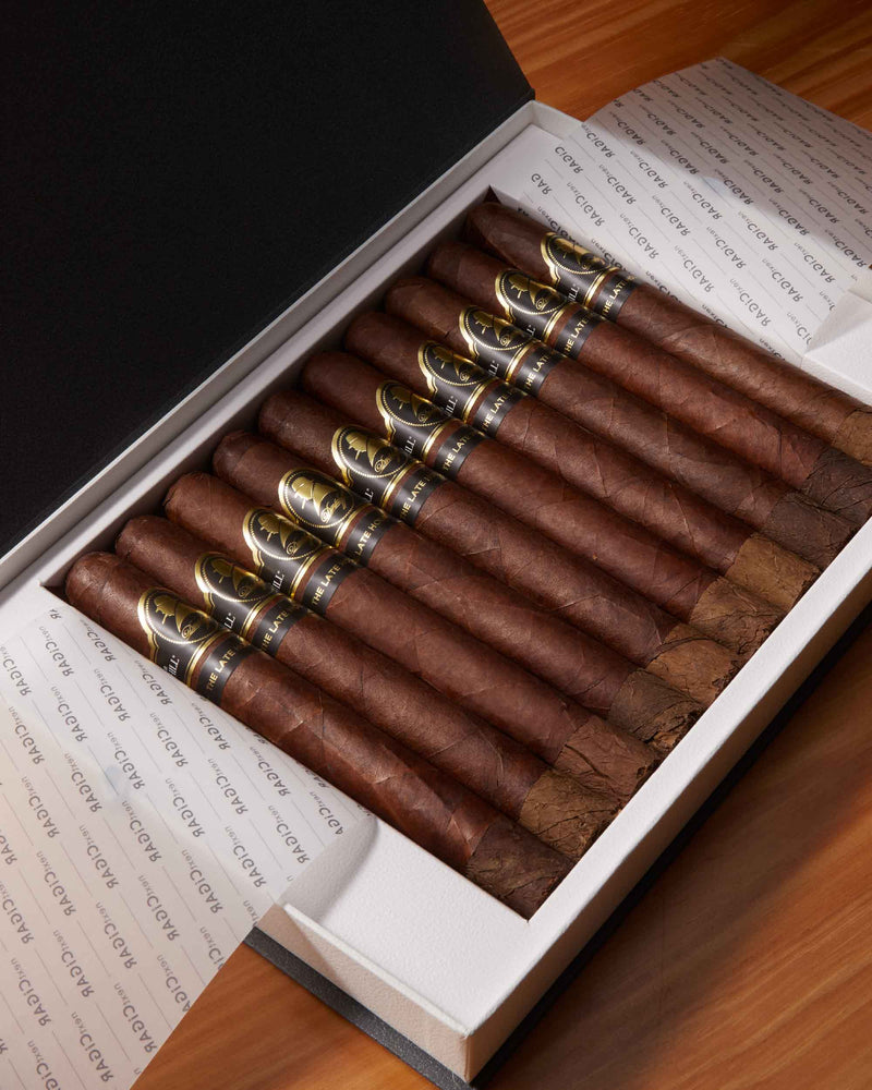 Davidoff Winston Churchill The Late Hour Toro Cigar Bundle (Uncut)