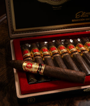 E.P. Carrillo Elite Seleccion Oscuro Piramides Royal