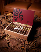 
                      
                        Load image into Gallery viewer, Ferio Tego Timeless Prestige Robusto
                      
                    