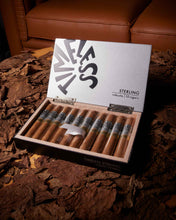 
                      
                        Load image into Gallery viewer, Ferio Tego Timeless Sterling Robusto
                      
                    