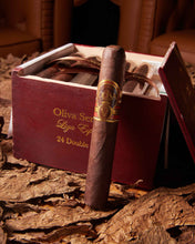 
                      
                        Load image into Gallery viewer, Oliva Serie V Double Toro
                      
                    