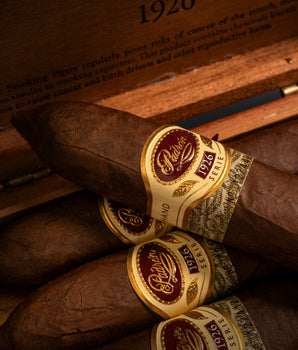 Padrón 1926 Serie No. 2 Natural