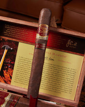 
                      
                        Load image into Gallery viewer, Padrón Family Reserve 45 Maduro
                      
                    