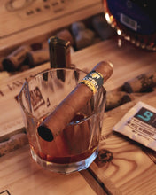 
                      
                        Load image into Gallery viewer, Cohiba Robustos
                      
                    