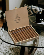 
                      
                        將圖片載入圖庫檢視器 Montecristo Double Edmundo
                      
                    