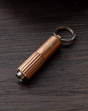 
                      
                        Load image into Gallery viewer, Davidoff Duocut Punch Cutter
                      
                    